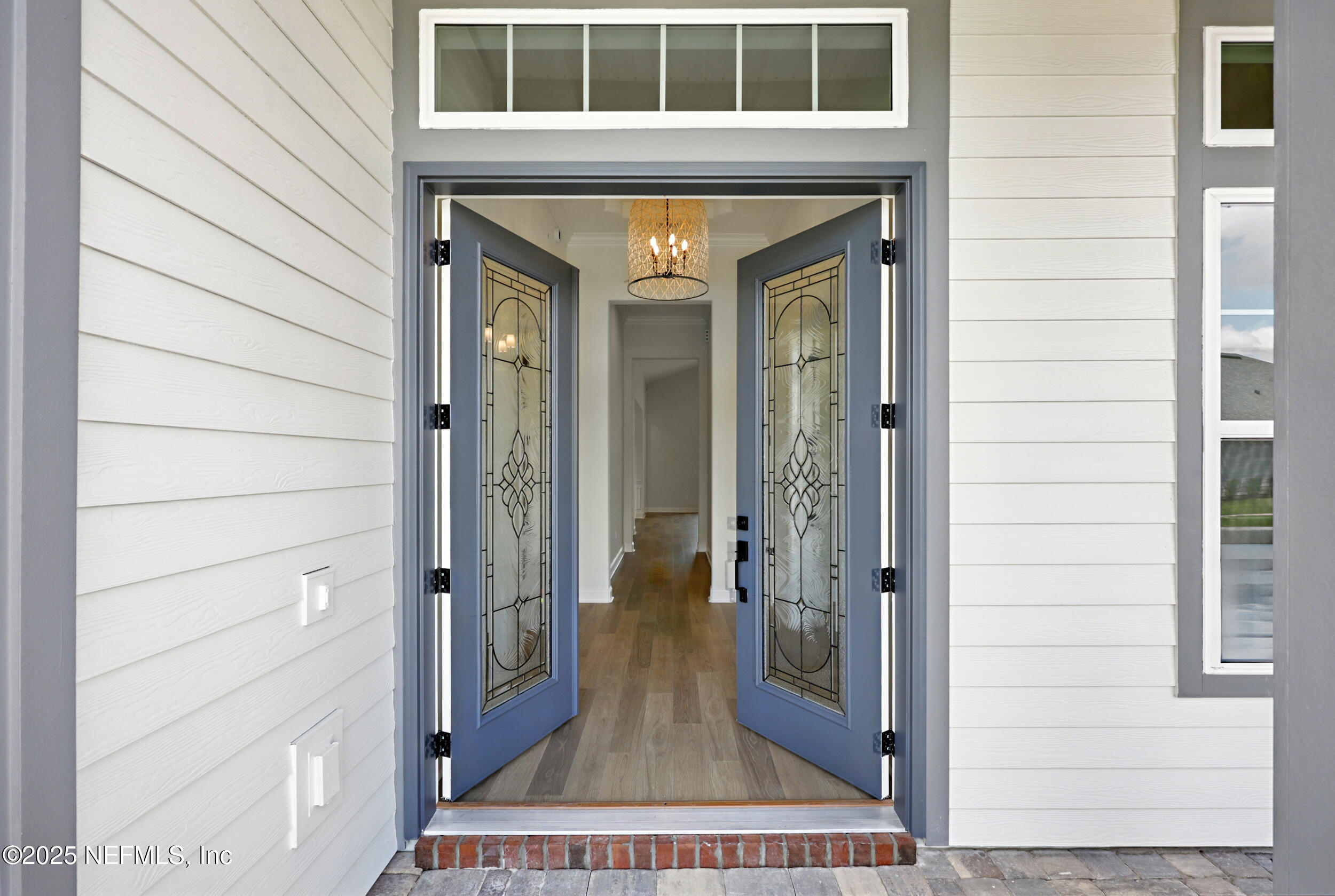 106 COURTNEY OAKS Drive