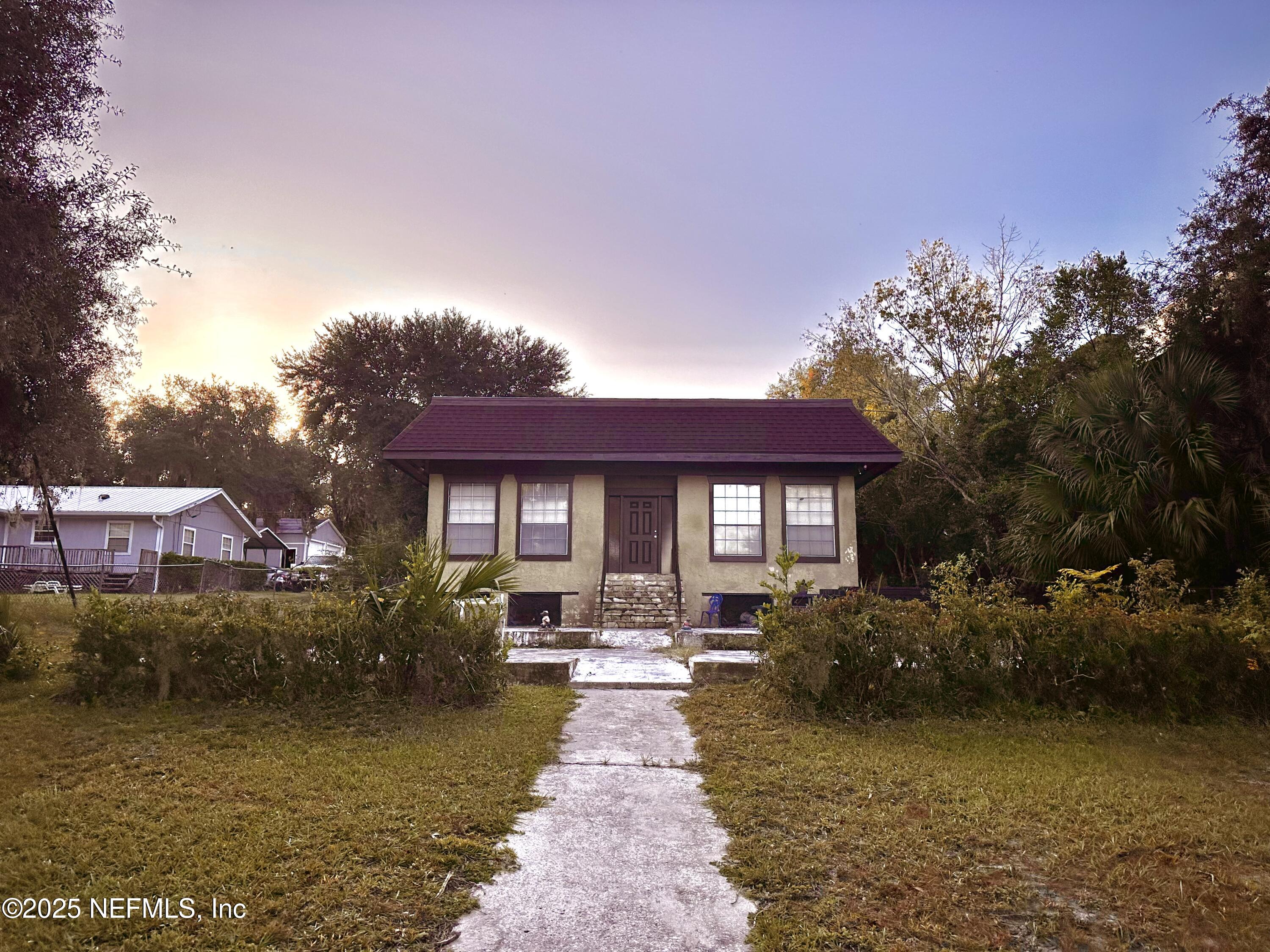 5609 COUNTY ROAD 352