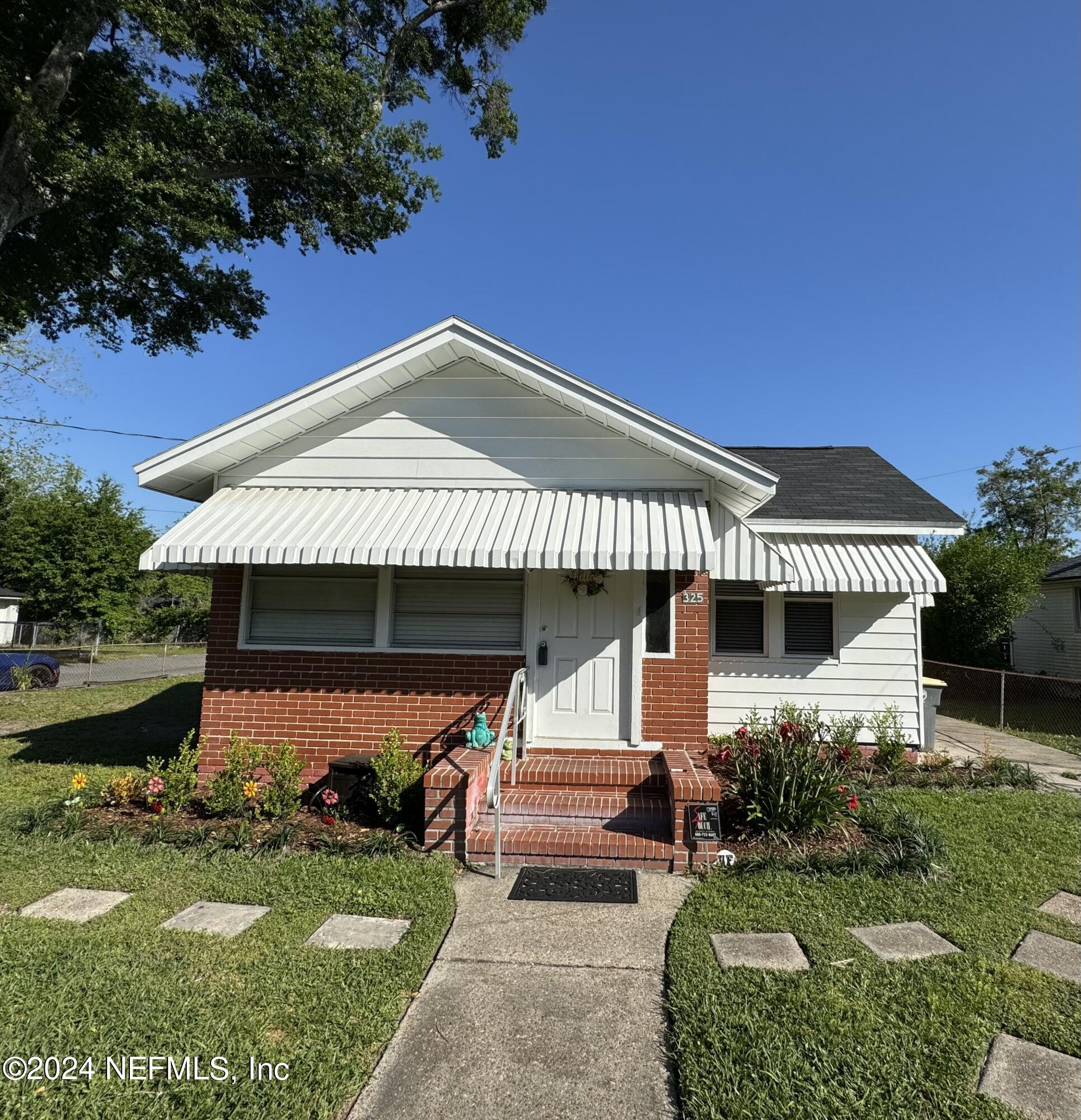 Jacksonville, FL home for sale located at 325 Chestnut Drive, Jacksonville, FL 32208