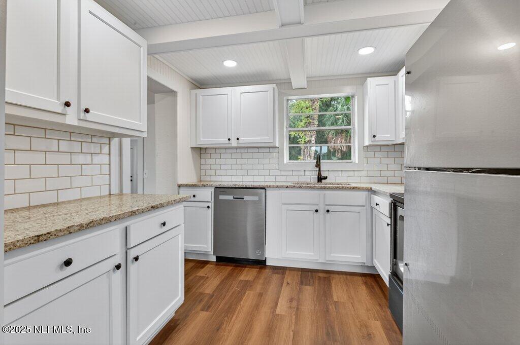 5719 HECKSCHER Drive