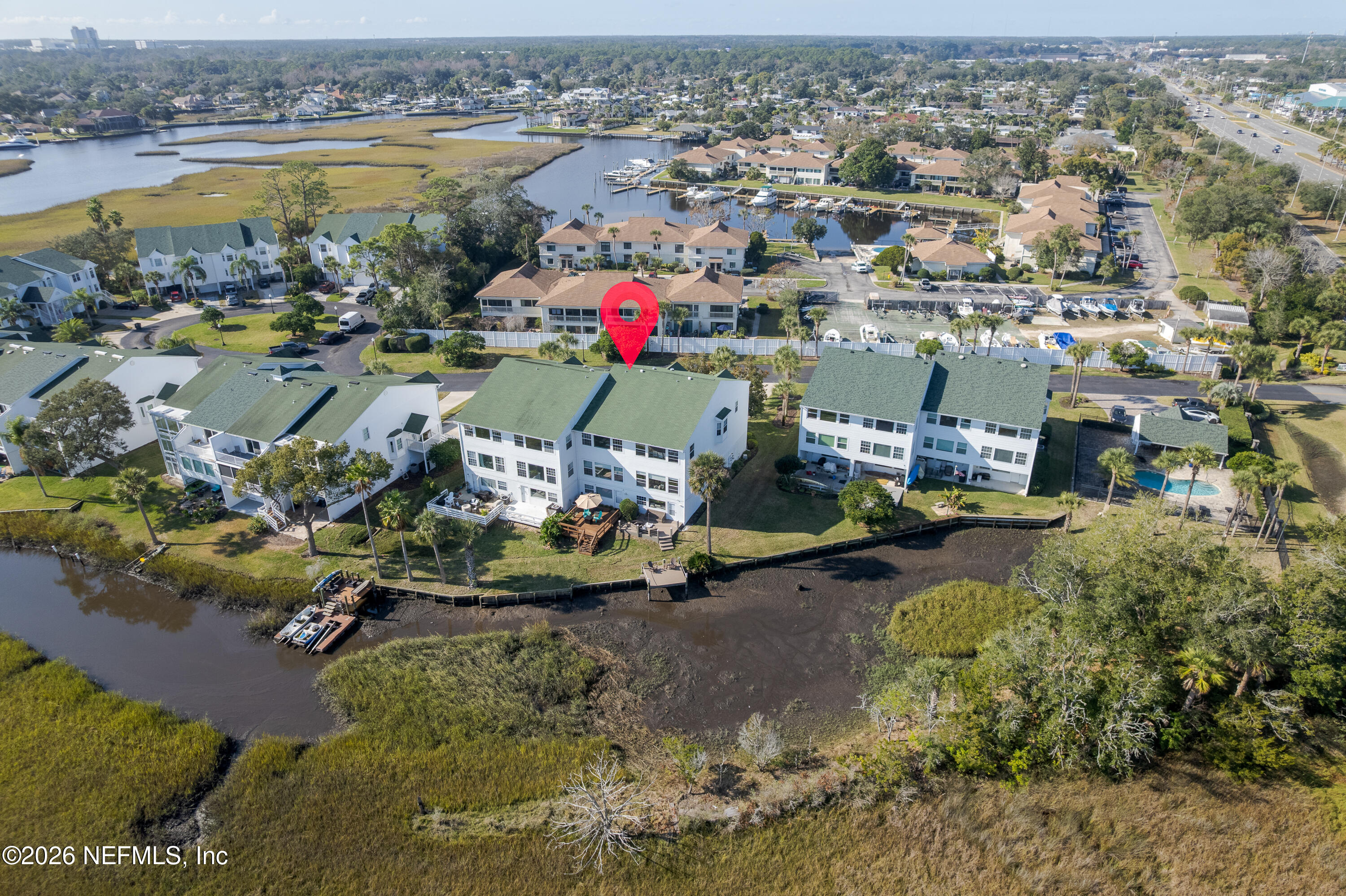 3327 LIGHTHOUSE POINT Lane