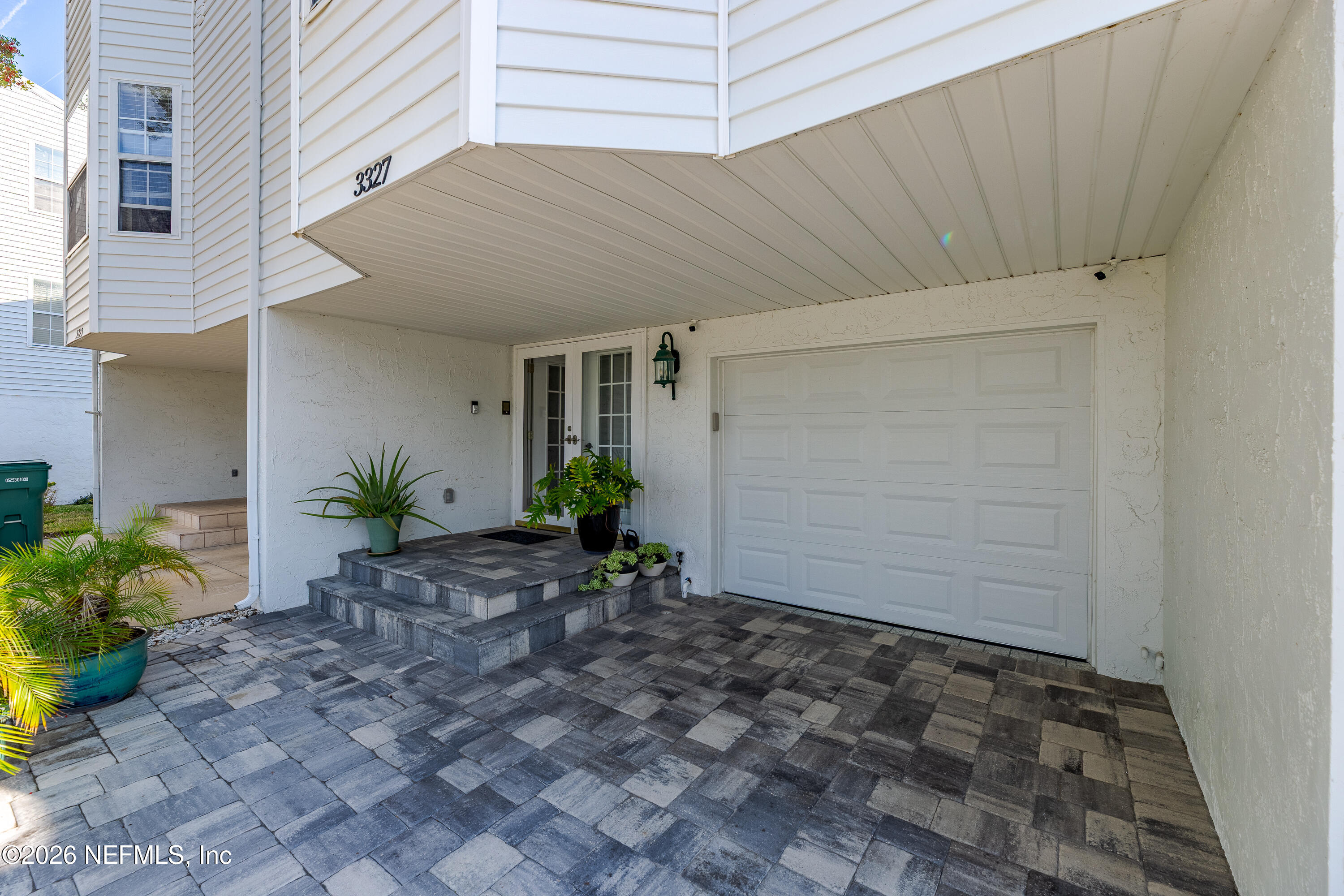 3327 LIGHTHOUSE POINT Lane