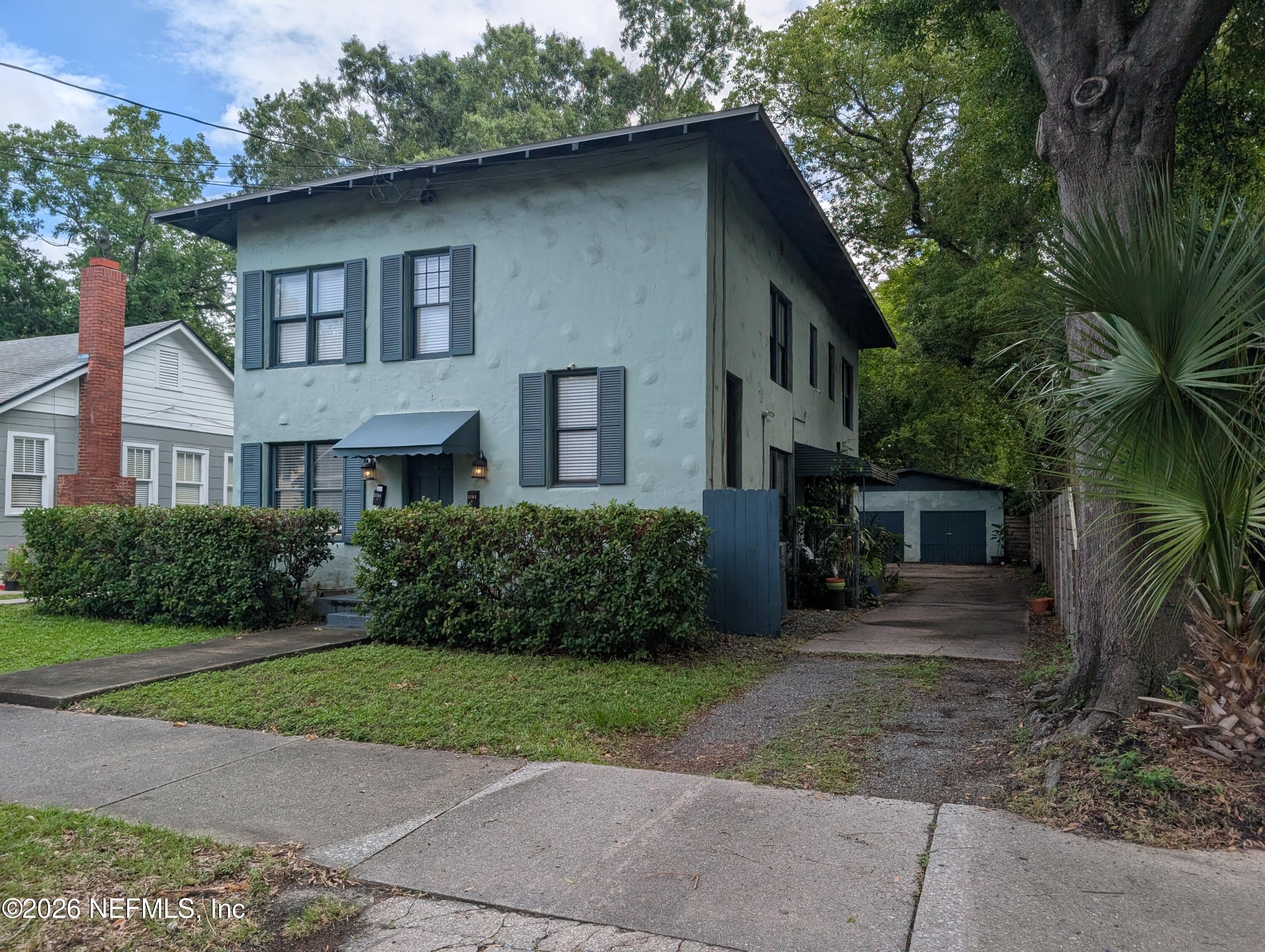 2701 MYRA Street