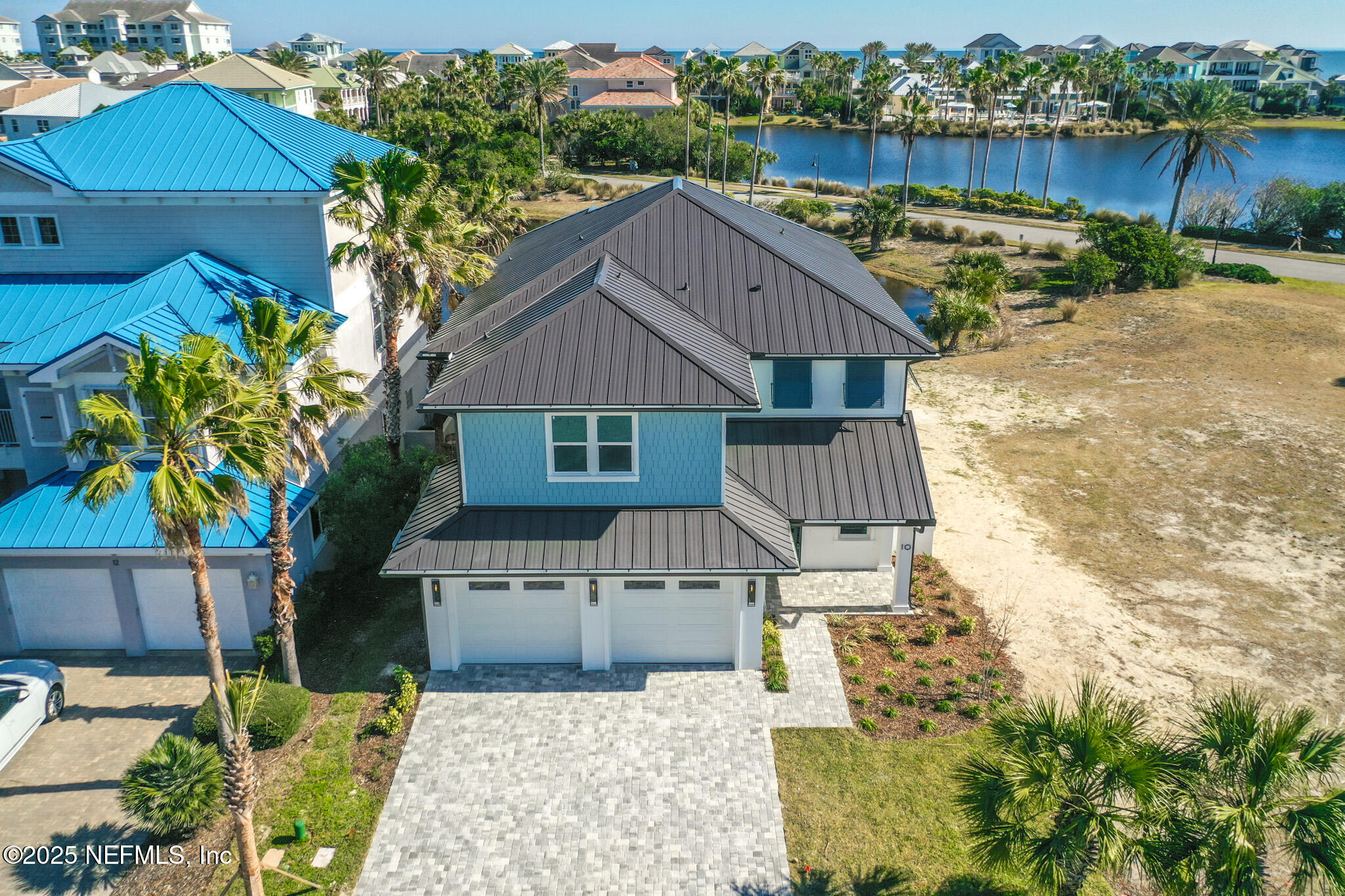 10 CINNAMON BEACH Way