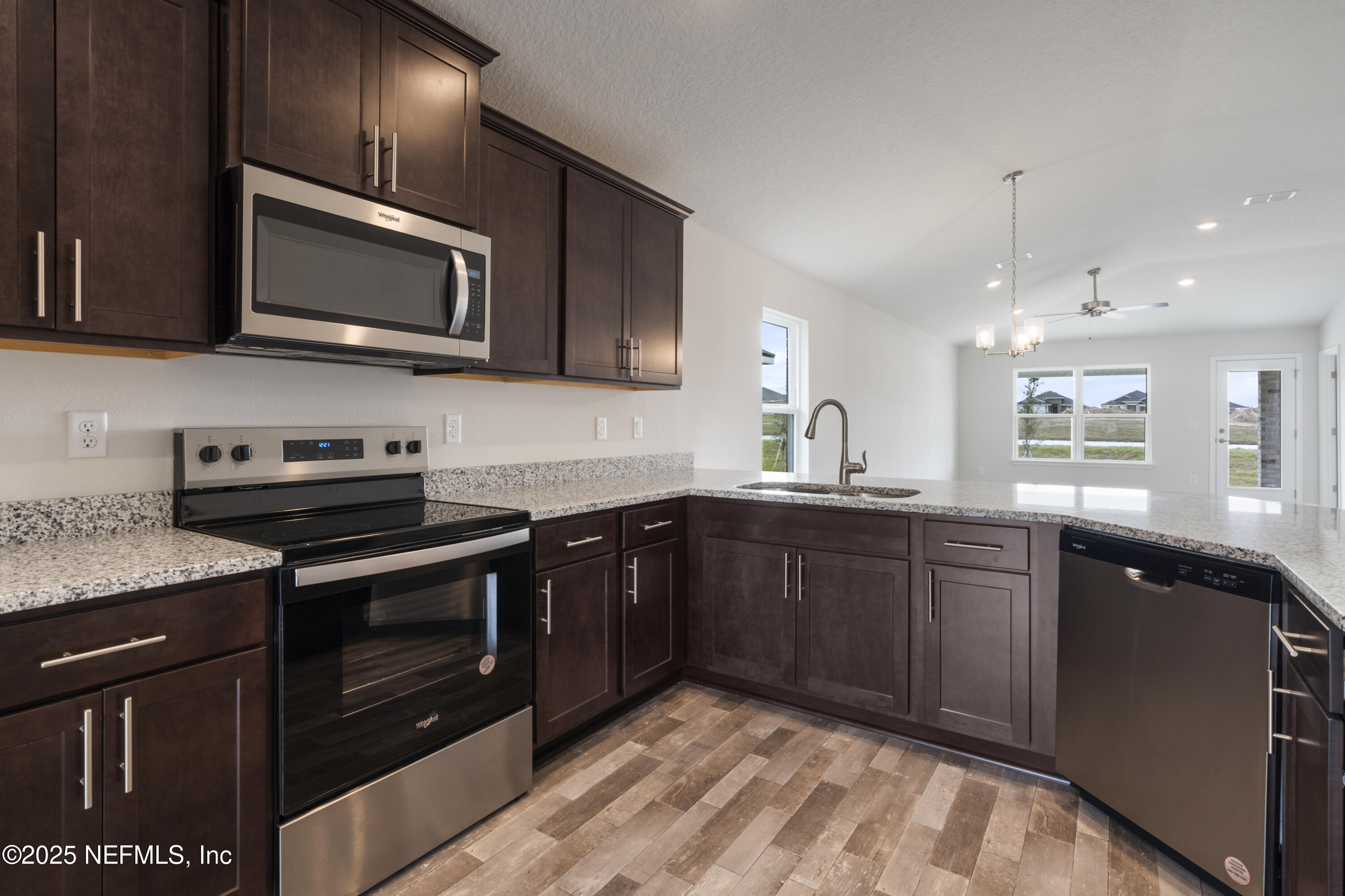 3145 FOREST VIEW Lane