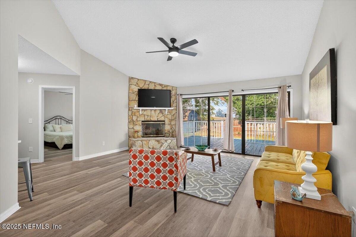 8057 KILWINNING Lane