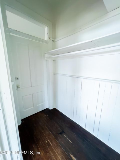 listing image 48