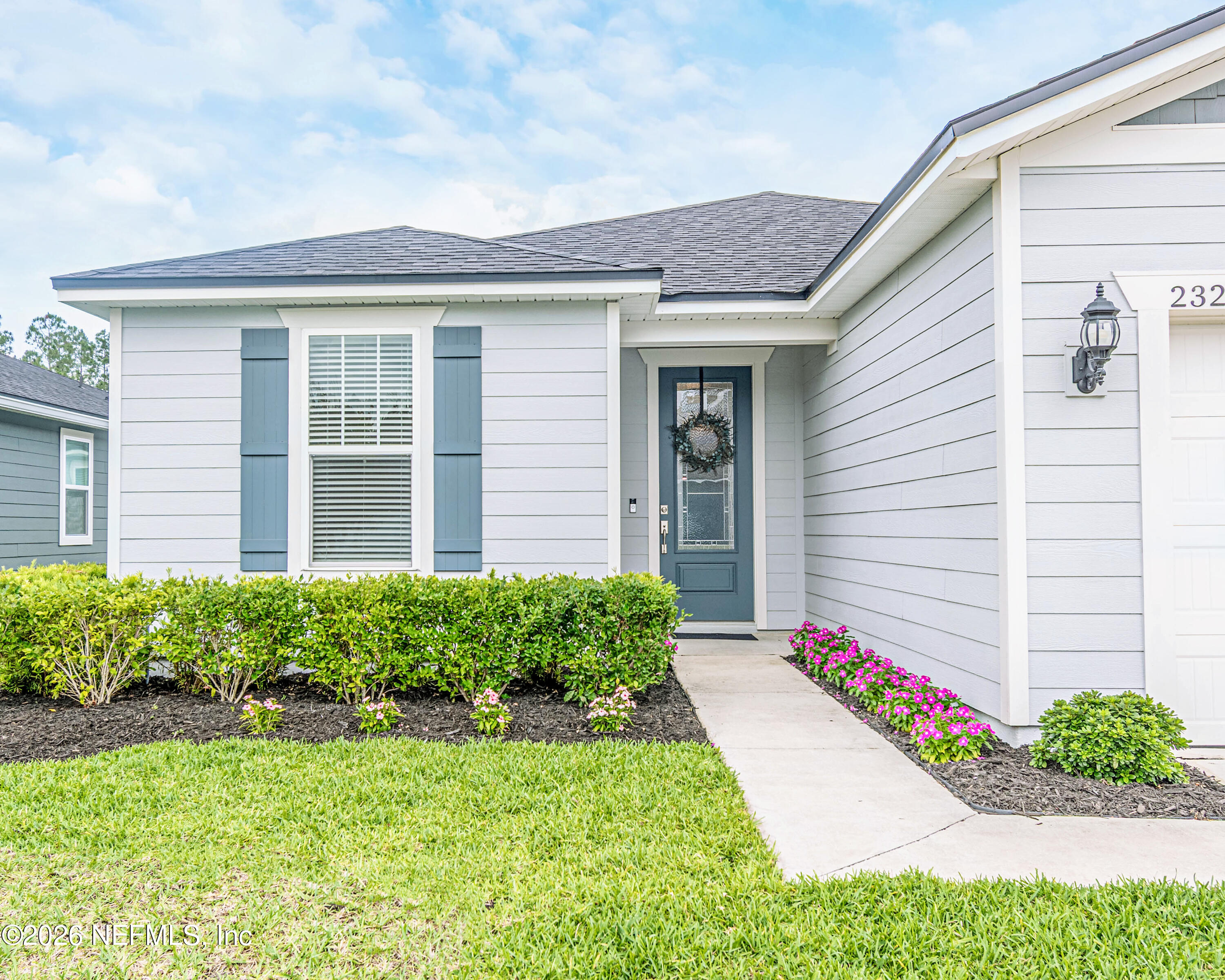 2329 GLADE Lane