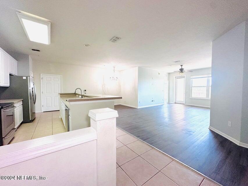 Jacksonville, FL home for sale located at 13364 Beach Boulevard Unit 335, Jacksonville, FL 32244