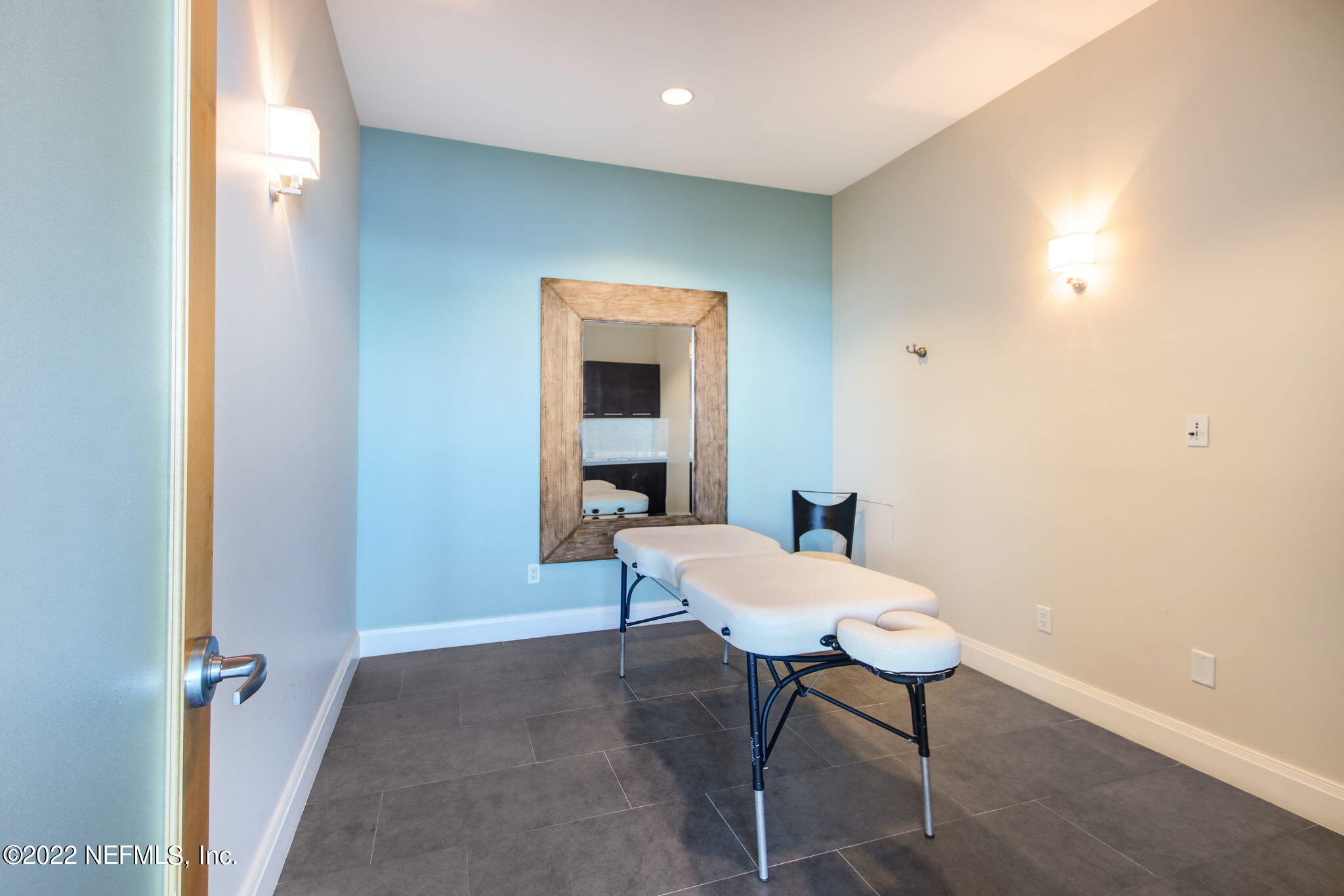 Jacksonville, Florida 32207, United States, 1 Bedroom Bedrooms, ,1 BathroomBathrooms,Residential,Active,69455