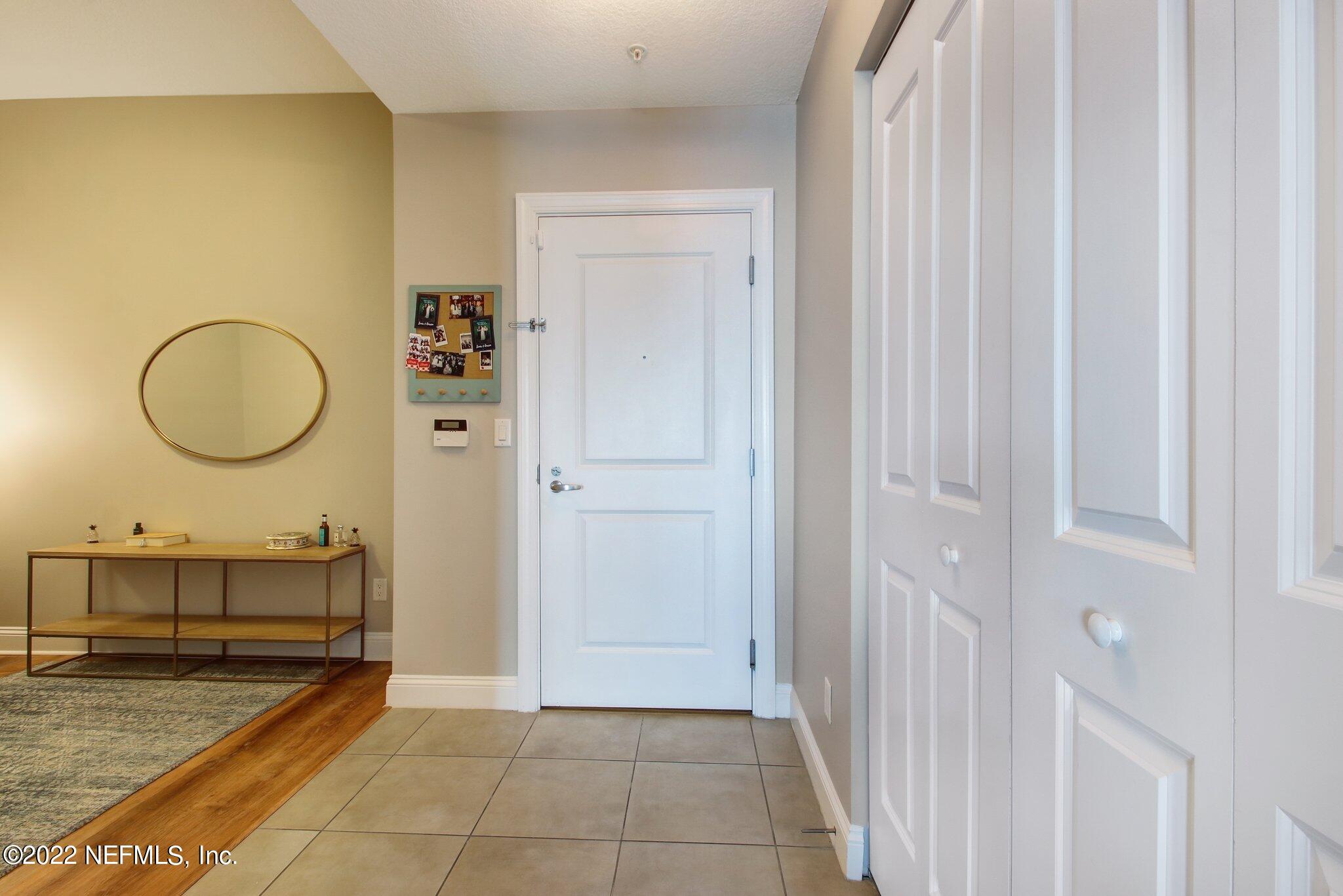 Jacksonville, Florida 32207, United States, 1 Bedroom Bedrooms, ,1 BathroomBathrooms,Residential,Active,69455