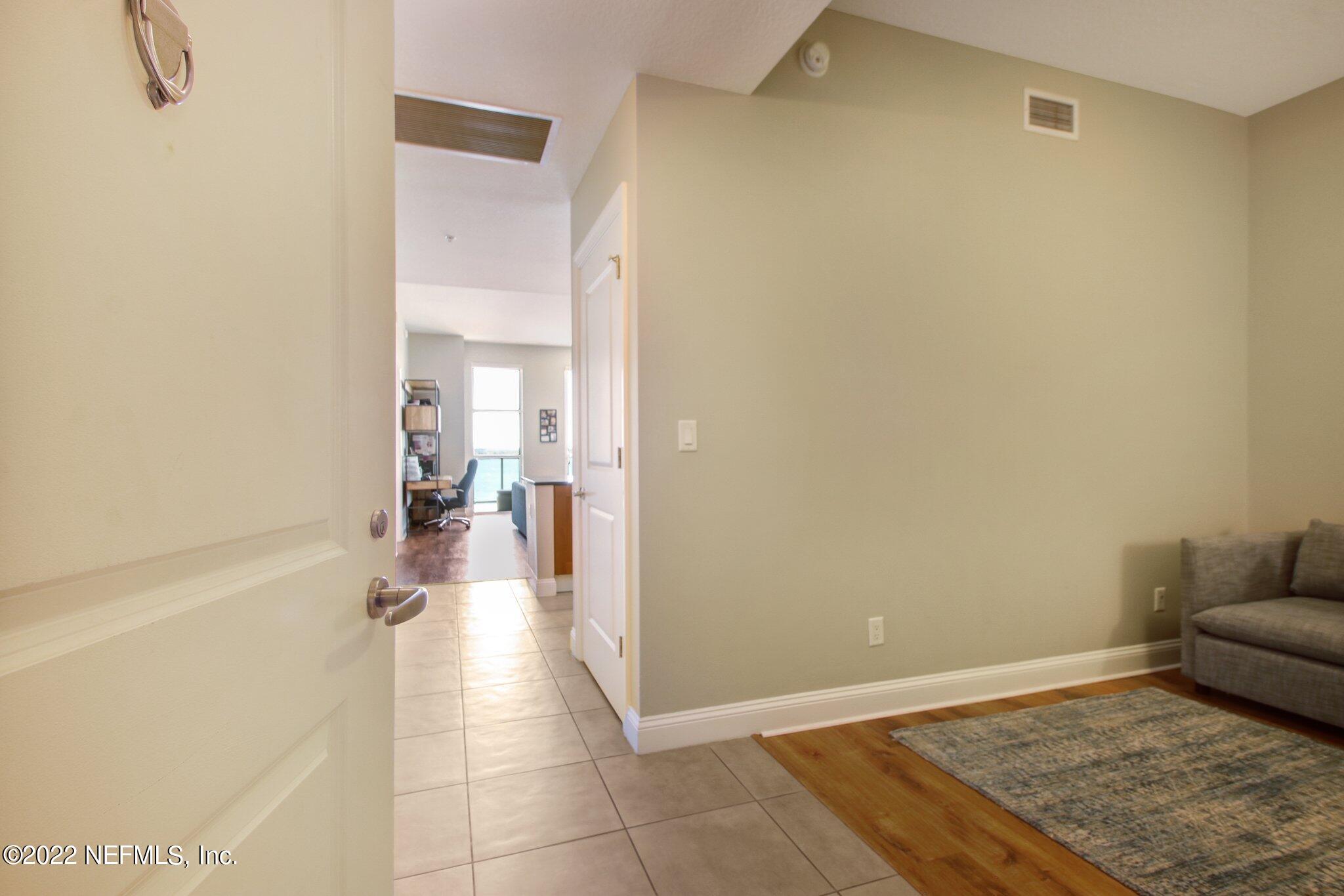 Jacksonville, Florida 32207, United States, 1 Bedroom Bedrooms, ,1 BathroomBathrooms,Residential,Active,69455