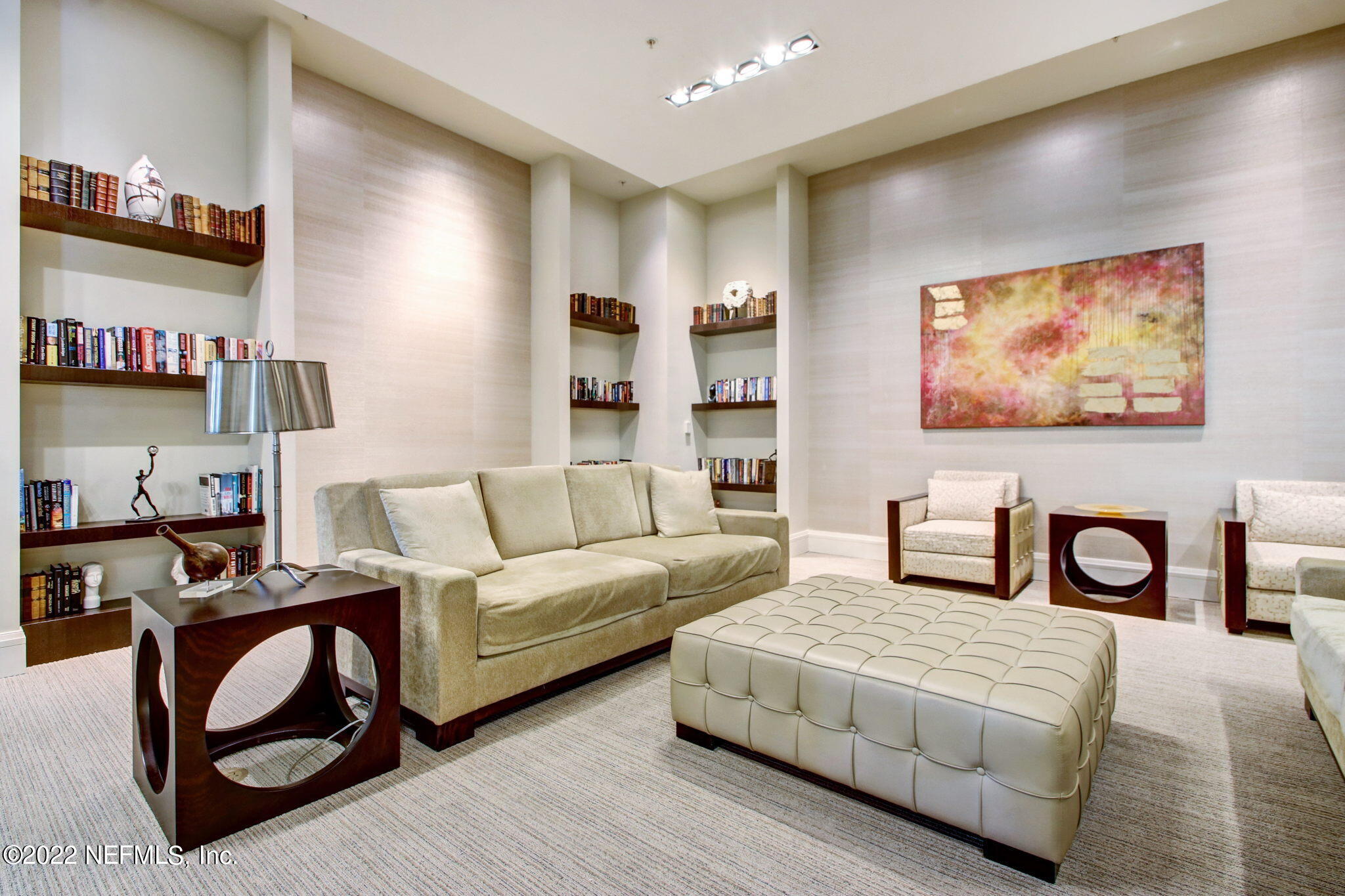 Jacksonville, Florida 32207, United States, 1 Bedroom Bedrooms, ,1 BathroomBathrooms,Residential,Active,69455