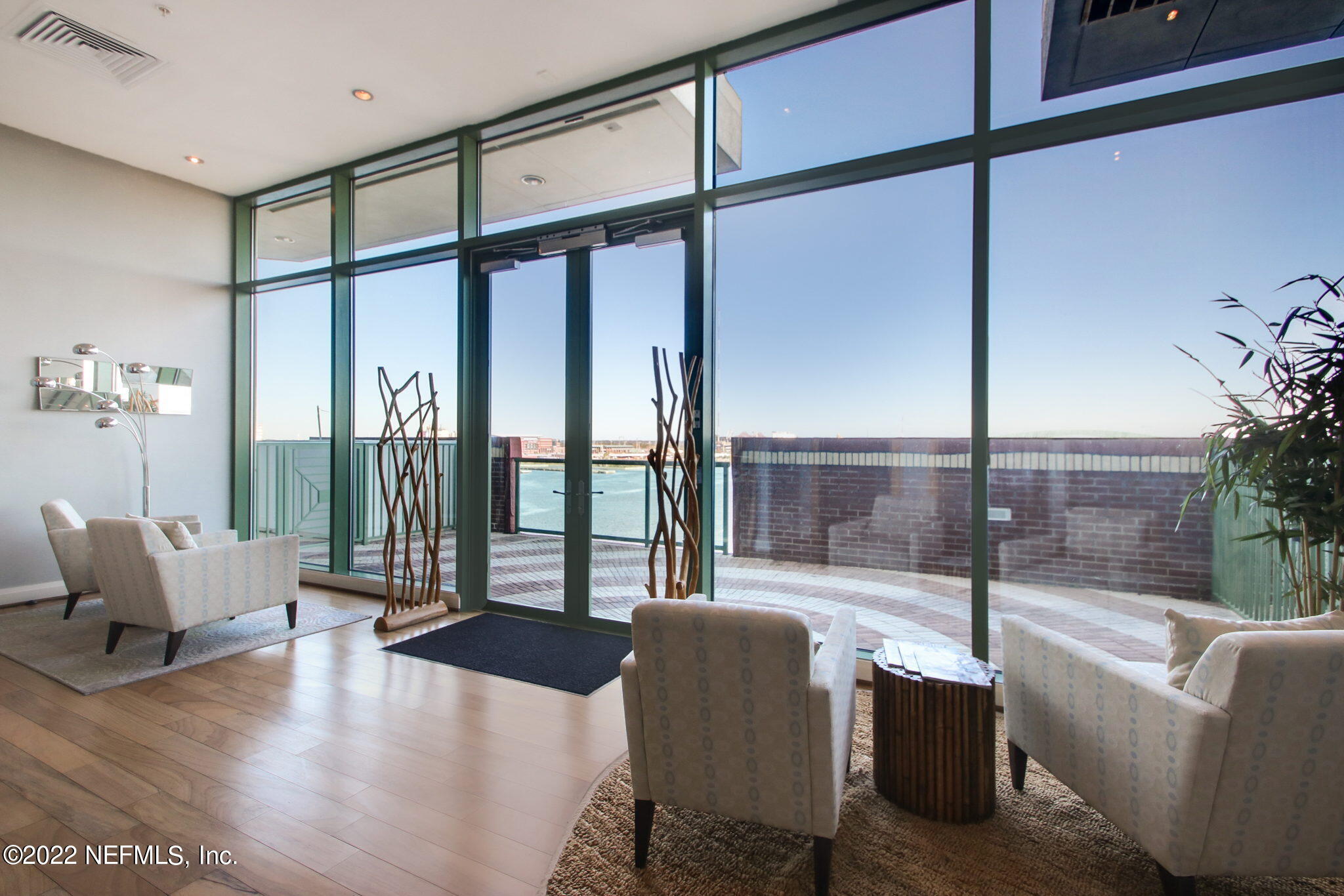 Jacksonville, Florida 32207, United States, 1 Bedroom Bedrooms, ,1 BathroomBathrooms,Residential,Active,69455