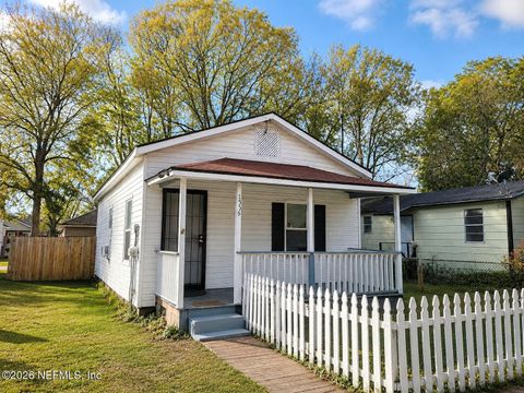 Photo of 1556 UNION Street W, Jacksonville, FL 32209 (MLS # 2153587)