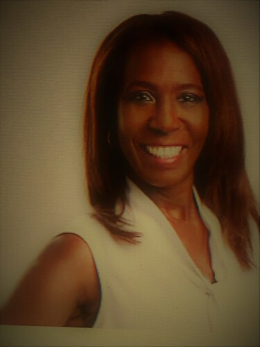 This is a photo of CHRISTINE DONAWAY. This professional services ORANGE PARK, FL 32065 and the surrounding areas.