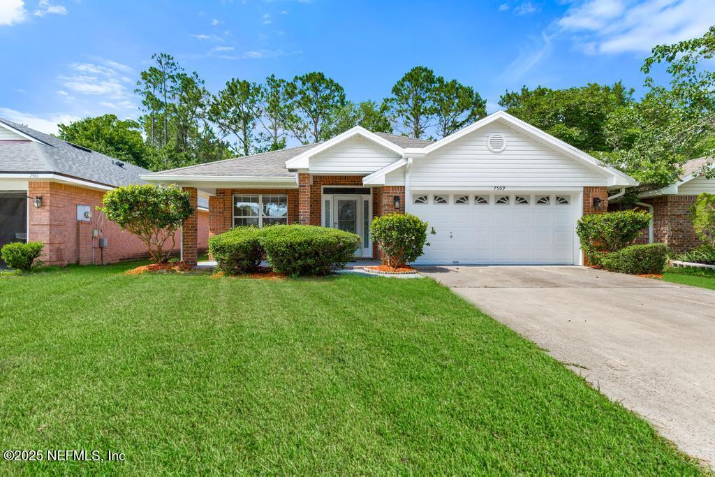 7509 CLIFF COTTAGE Drive