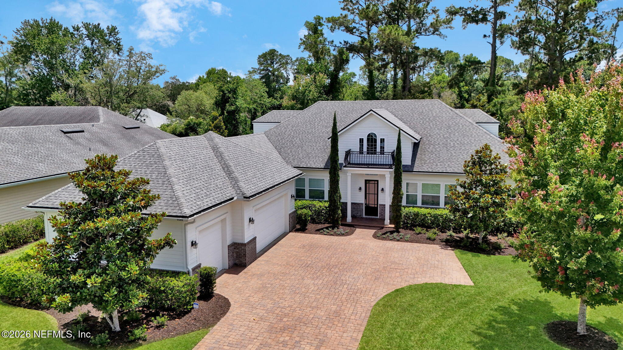 2660 FAIRWAY FARMS Court