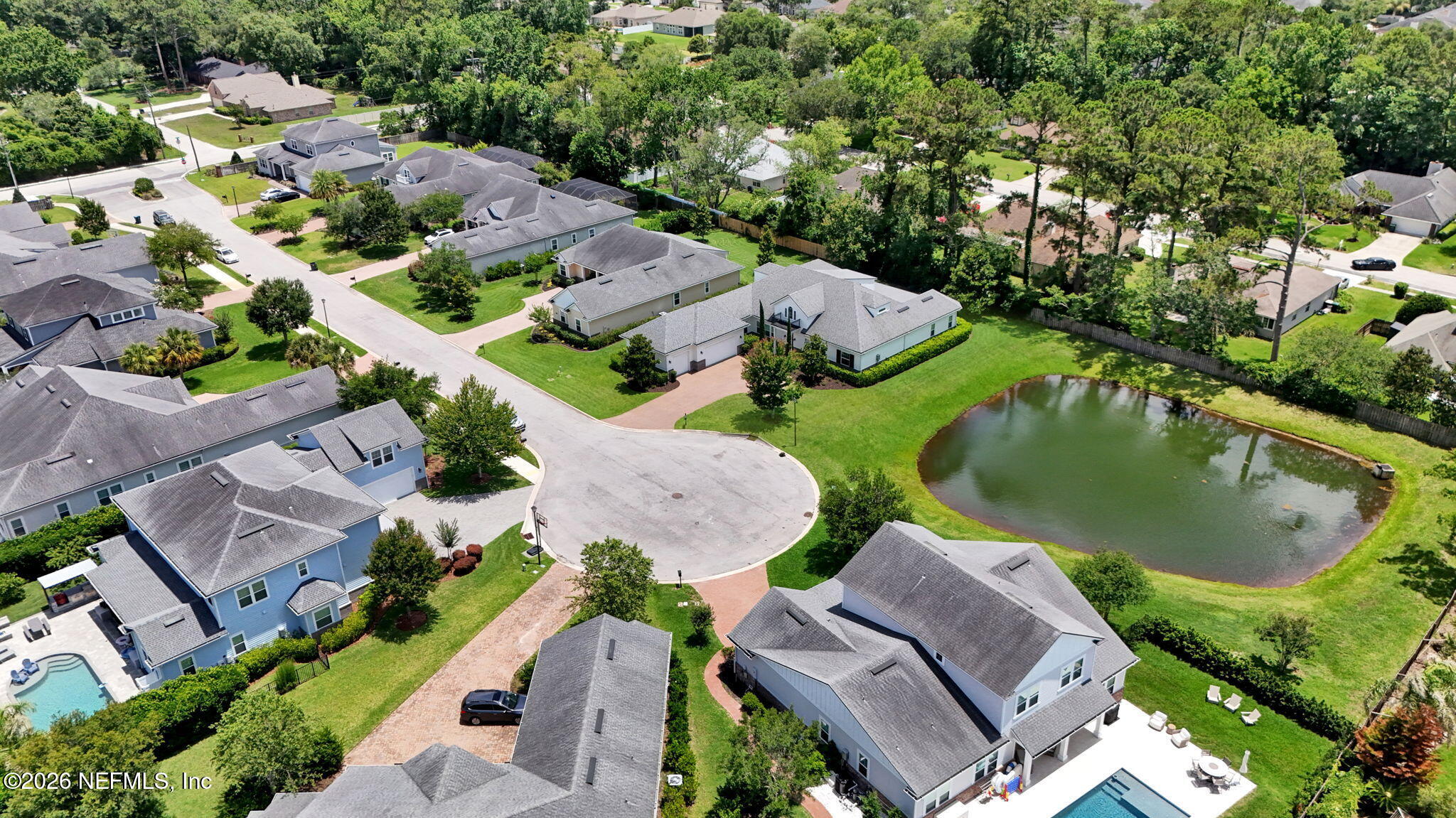 2660 FAIRWAY FARMS Court