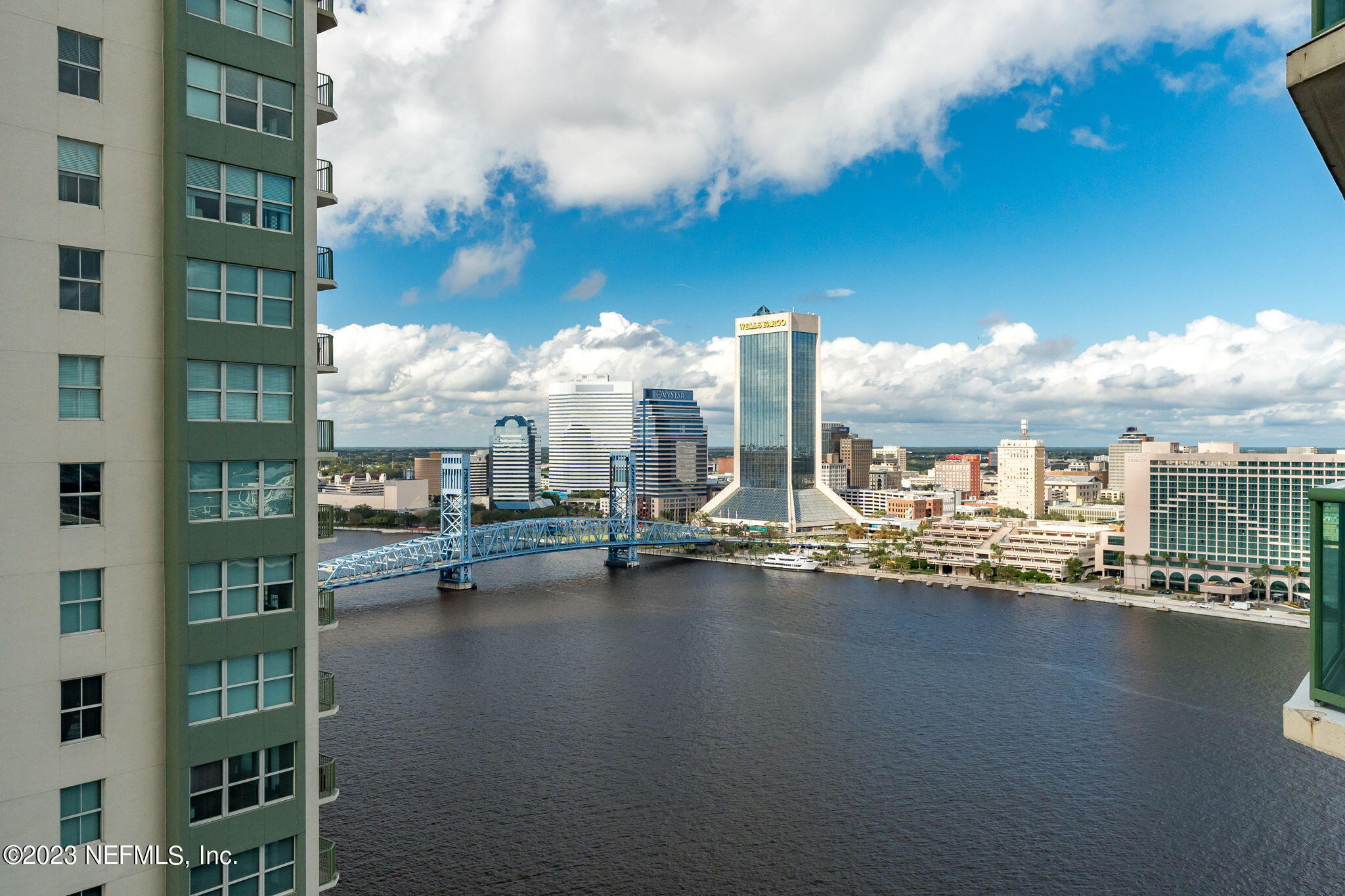 1431 RIVERPLACE Boulevard 2104