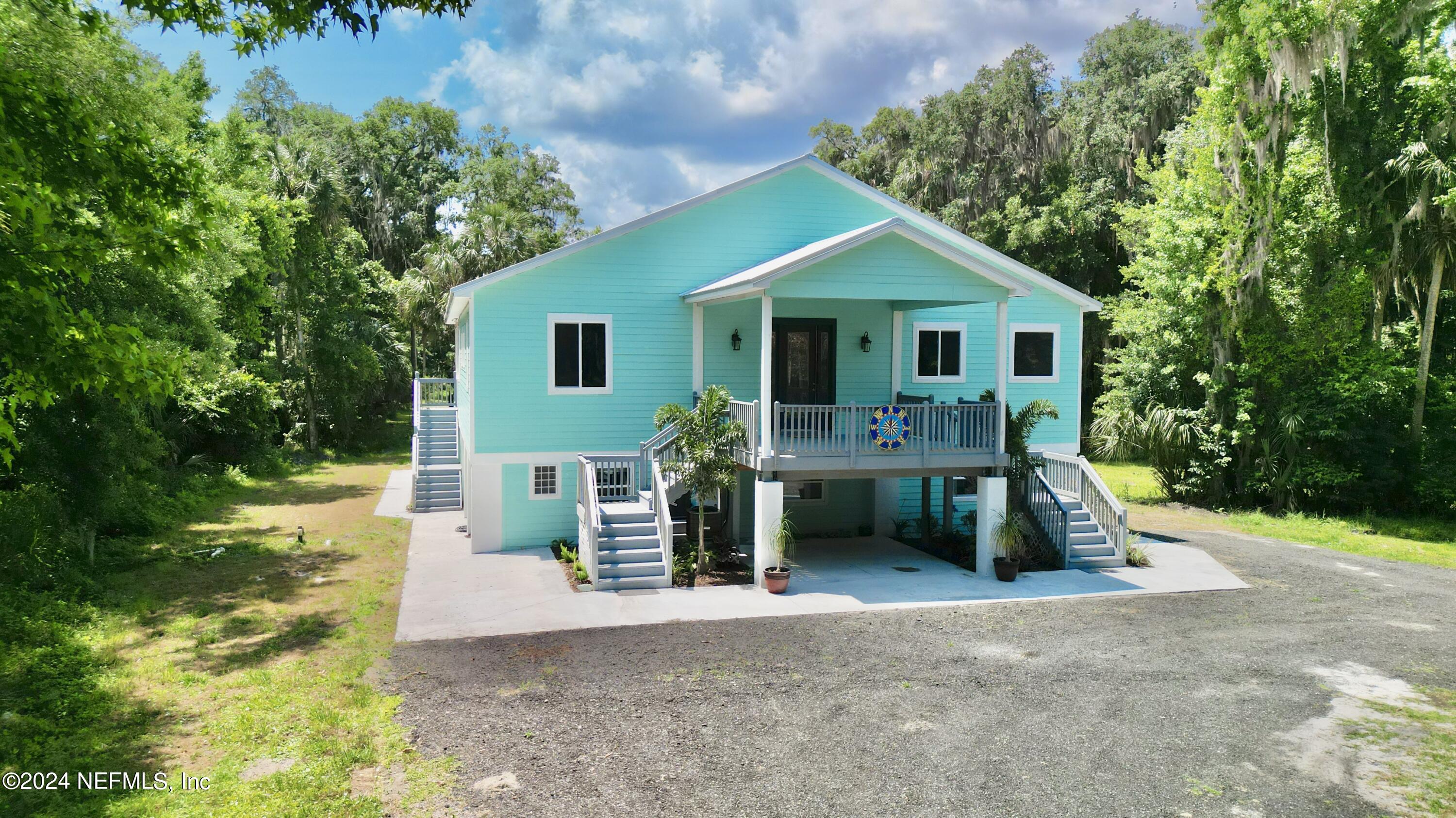 Welaka, FL home for sale located at 101 Beechers Point Drive, Welaka, FL 32193