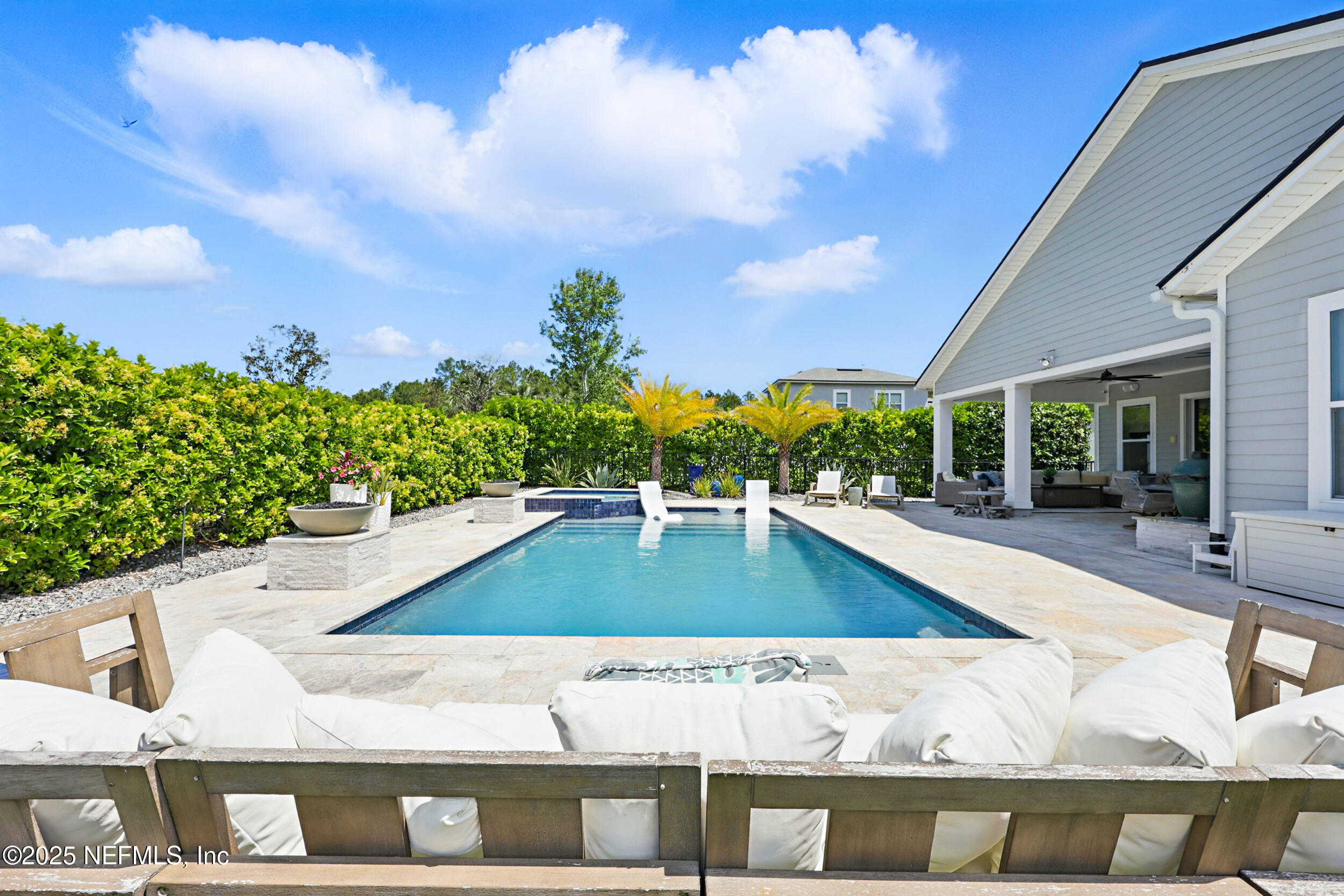 142 CAYMAN Cove