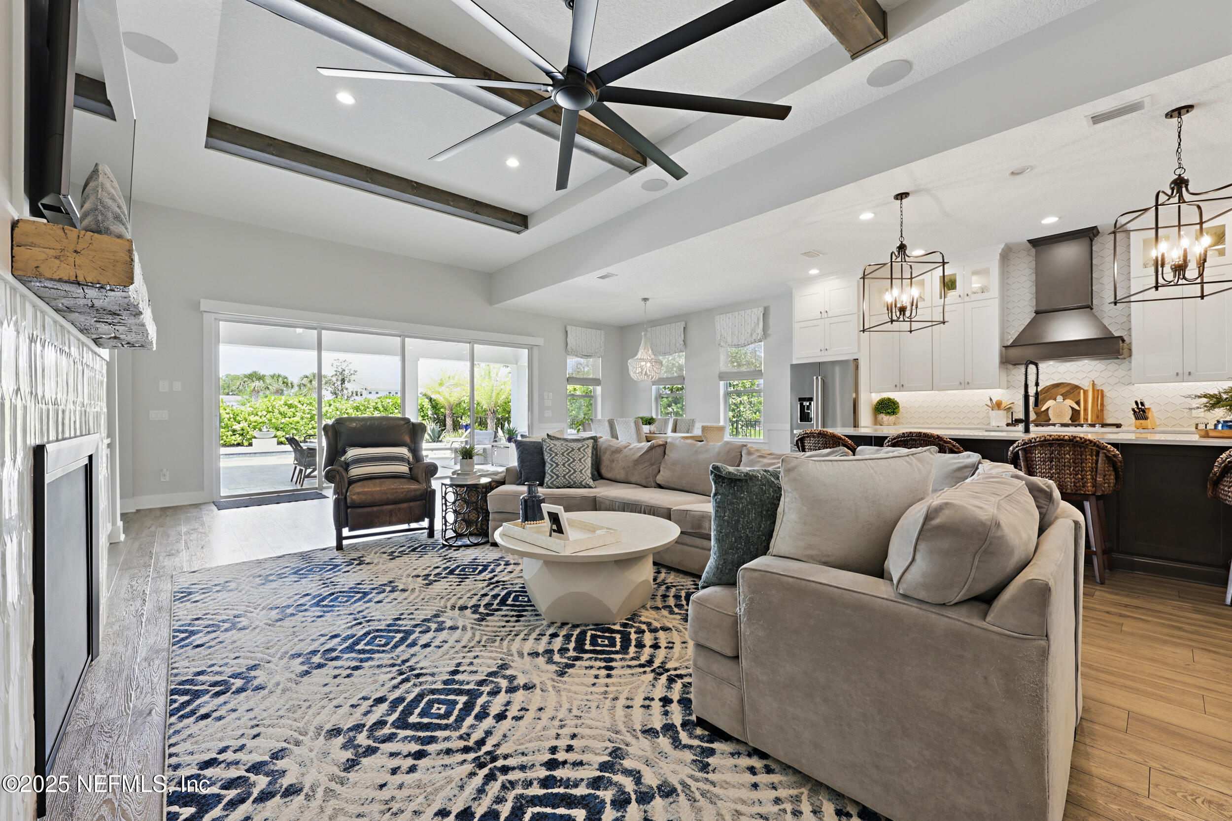 142 CAYMAN Cove