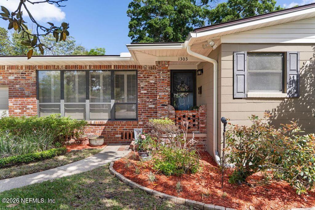 1303 BELLEMEADE Boulevard