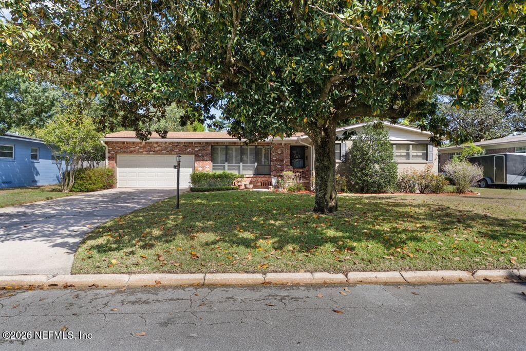 1303 BELLEMEADE Boulevard