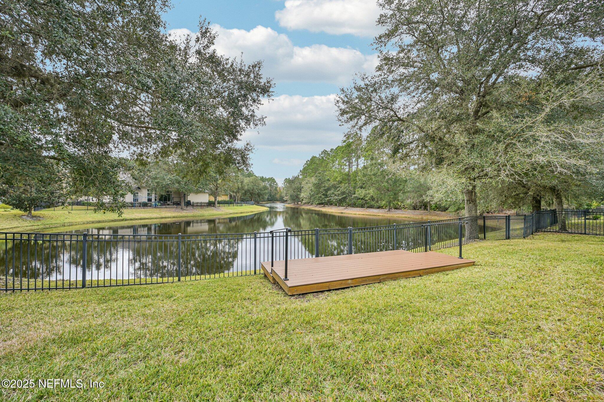 403 WILLOW WINDS Parkway