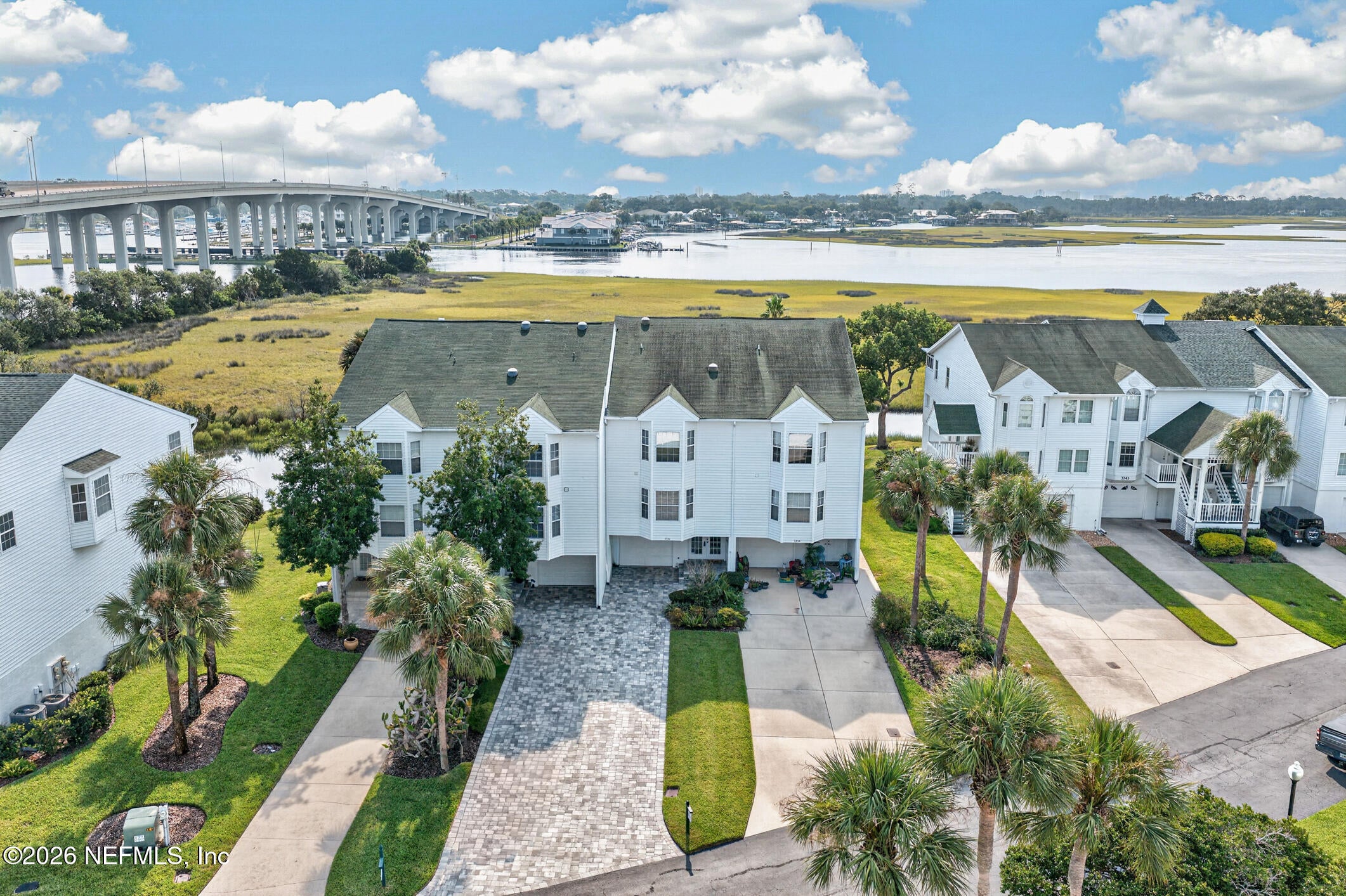 3331 LIGHTHOUSE POINT Lane