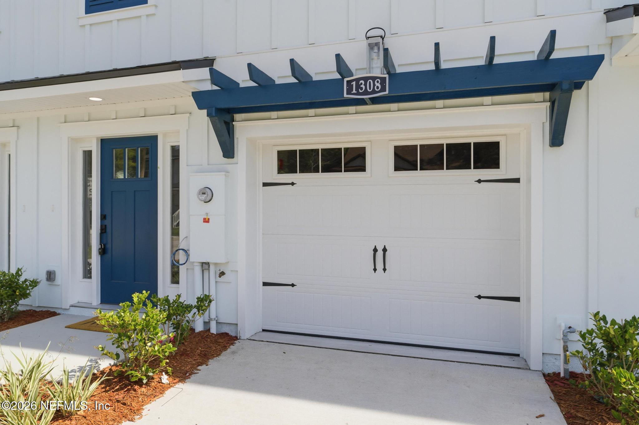 1304- 1312 1ST Avenue N 1304, 1308, 1312