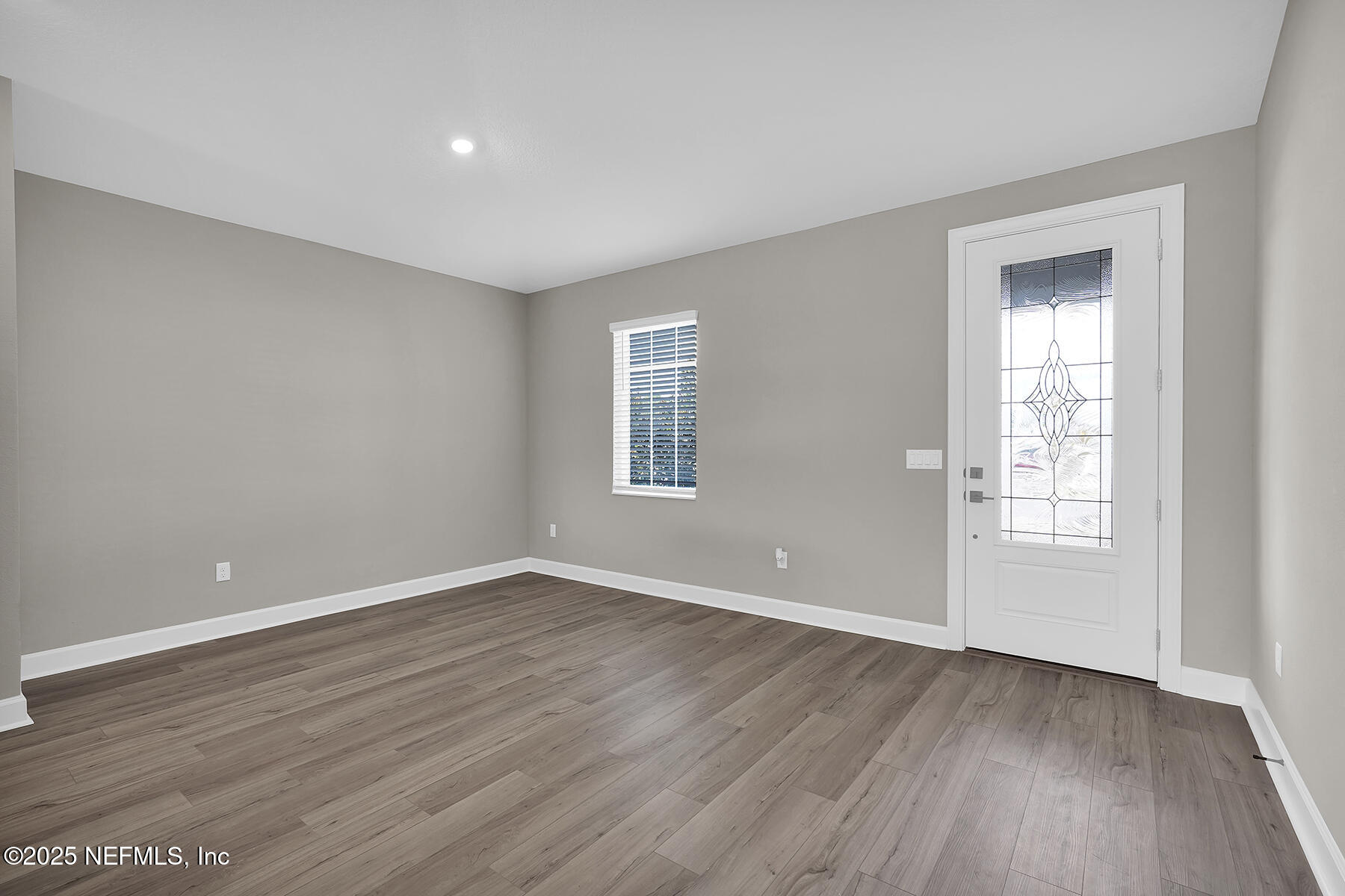 2104 FEATHEREDGE Way