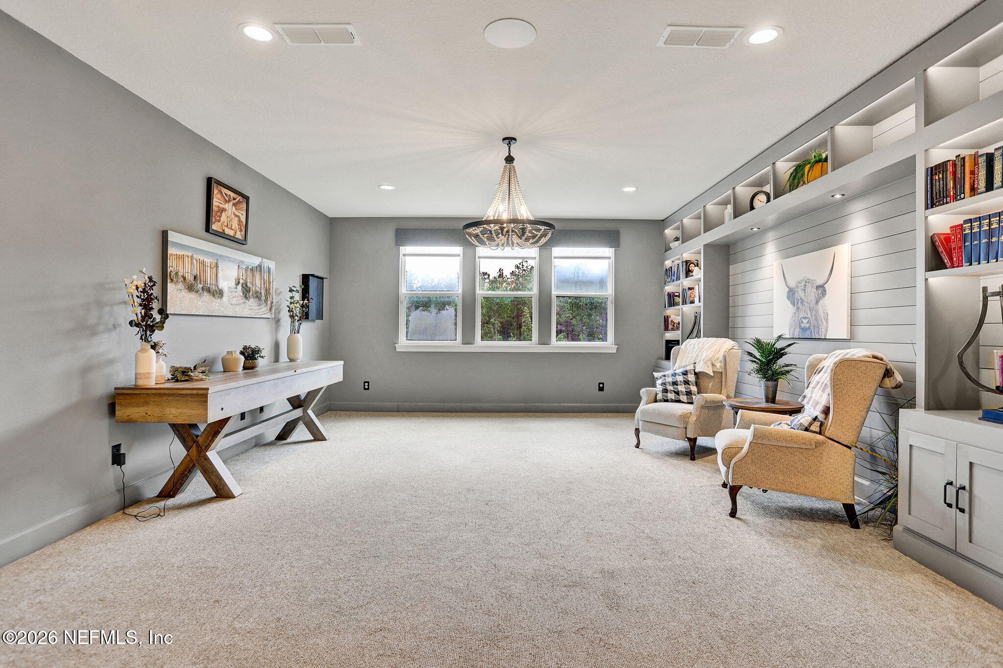 681 GLENNEYRE Circle