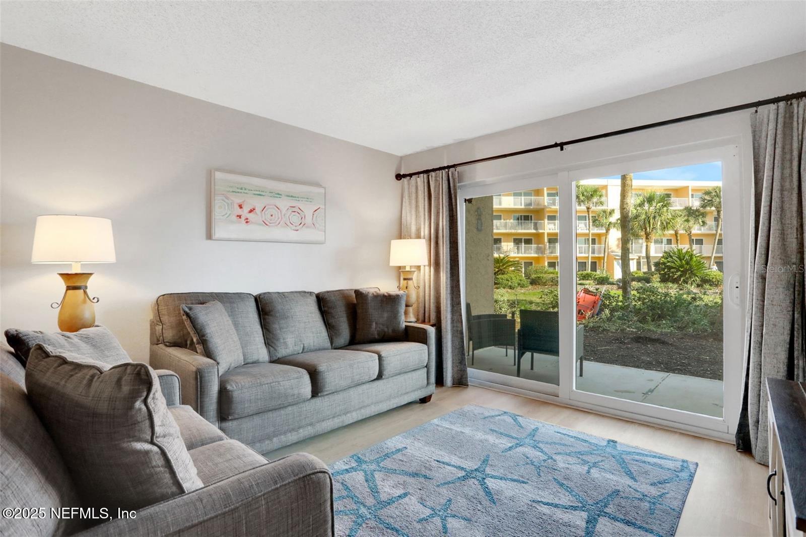 4 OCEAN TRACE Road 105