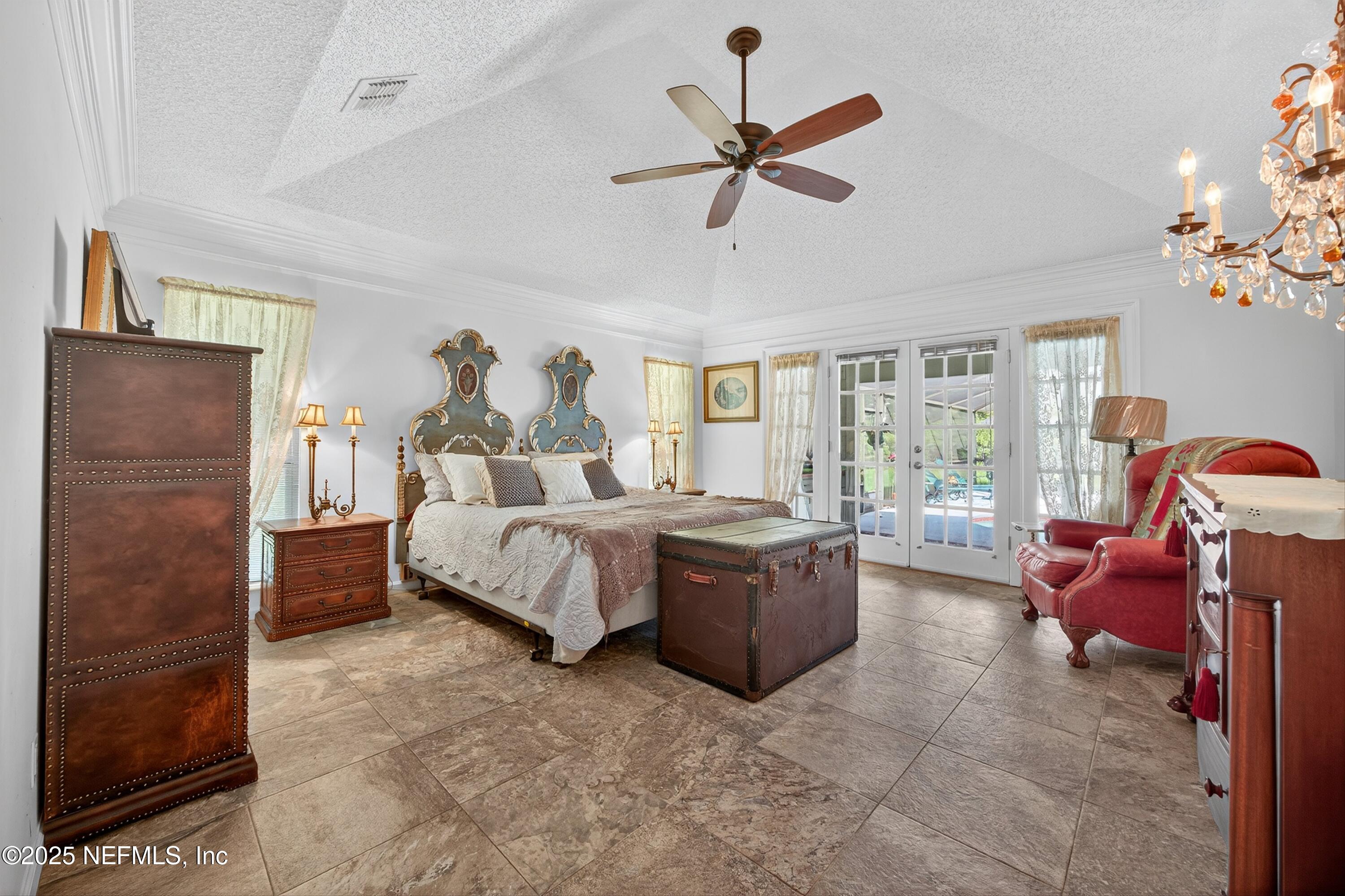 1704 PLANTATION OAKS Drive