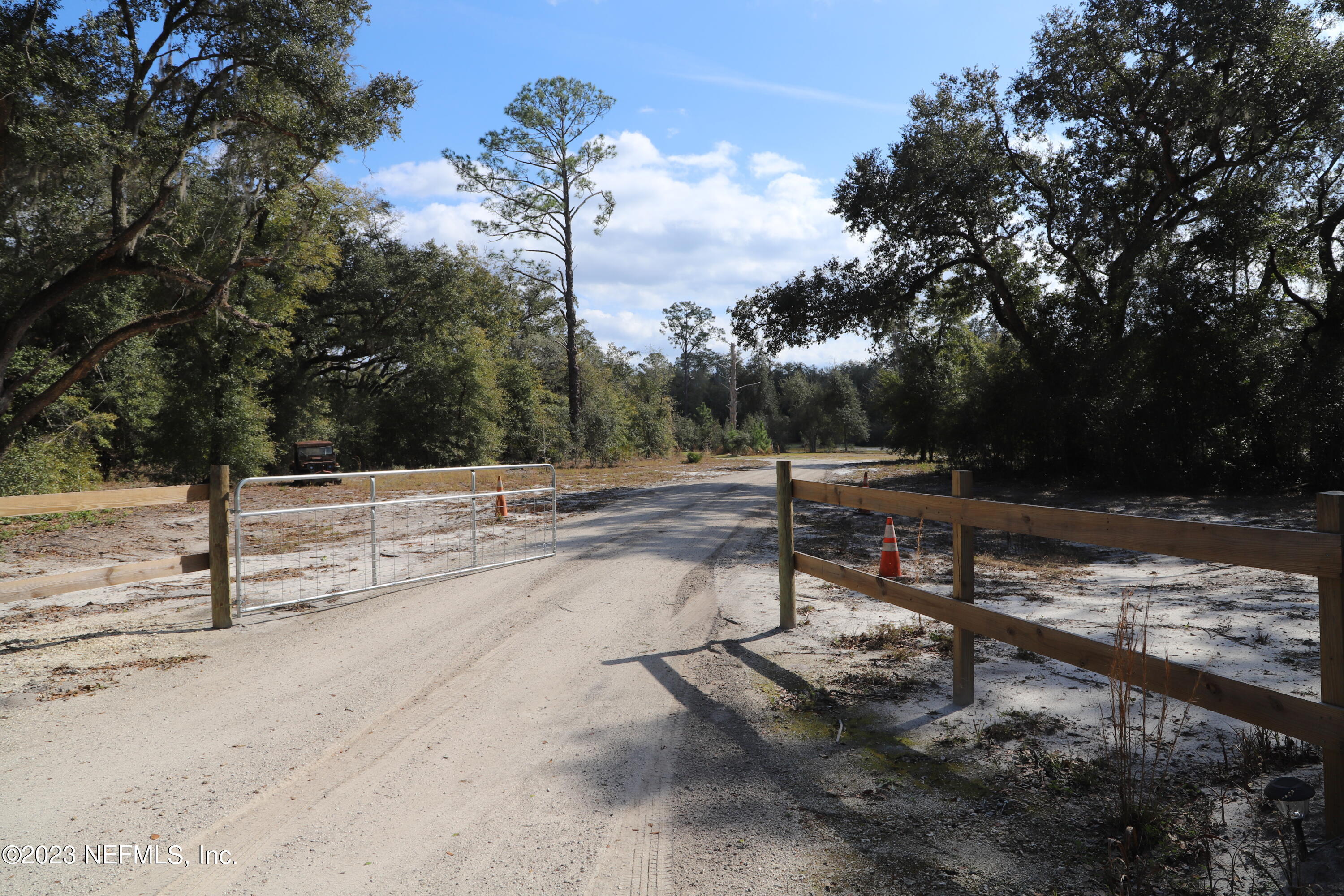 5065 NE 219A County Road