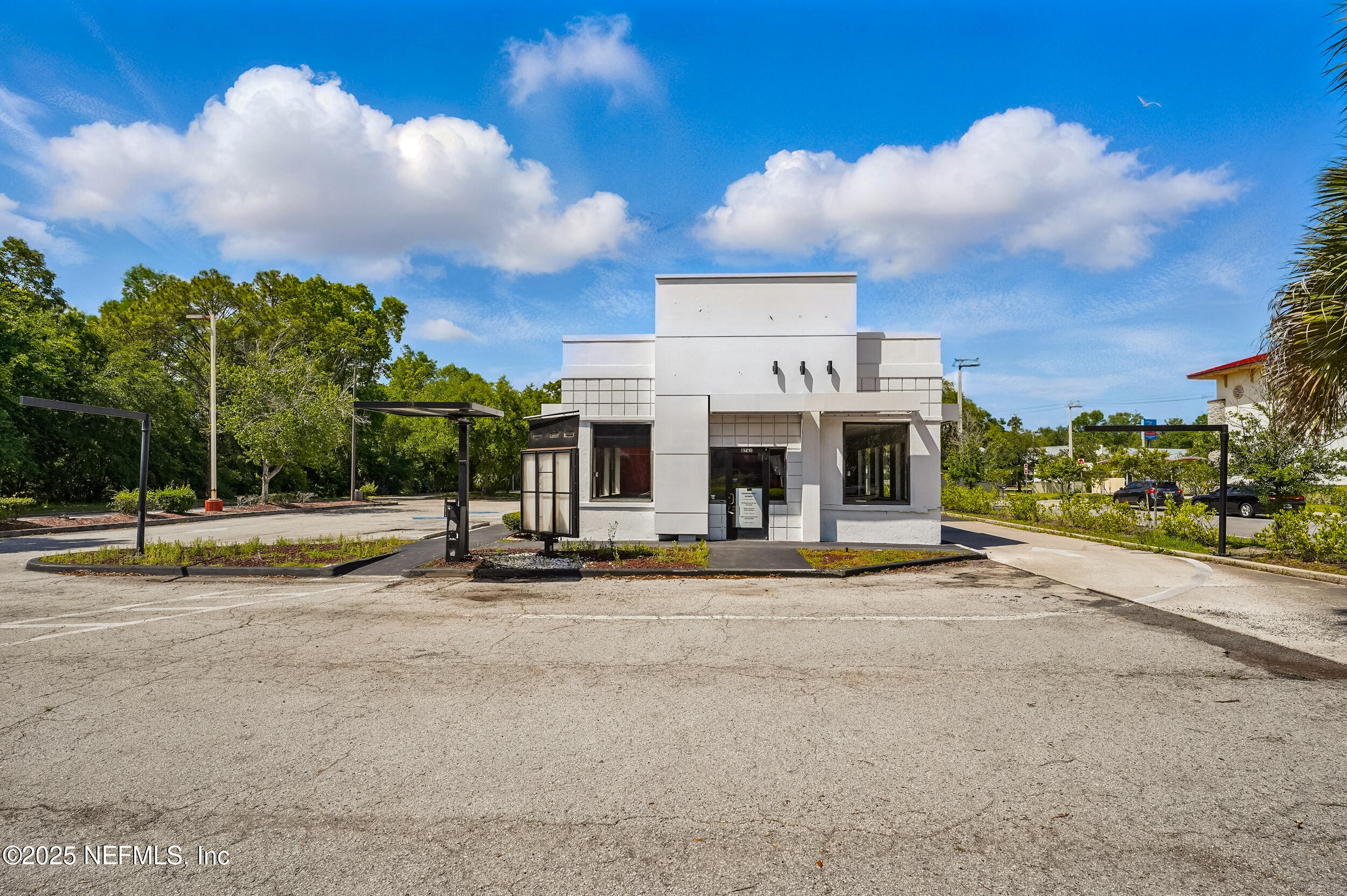 8761 BAYMEADOWS Road