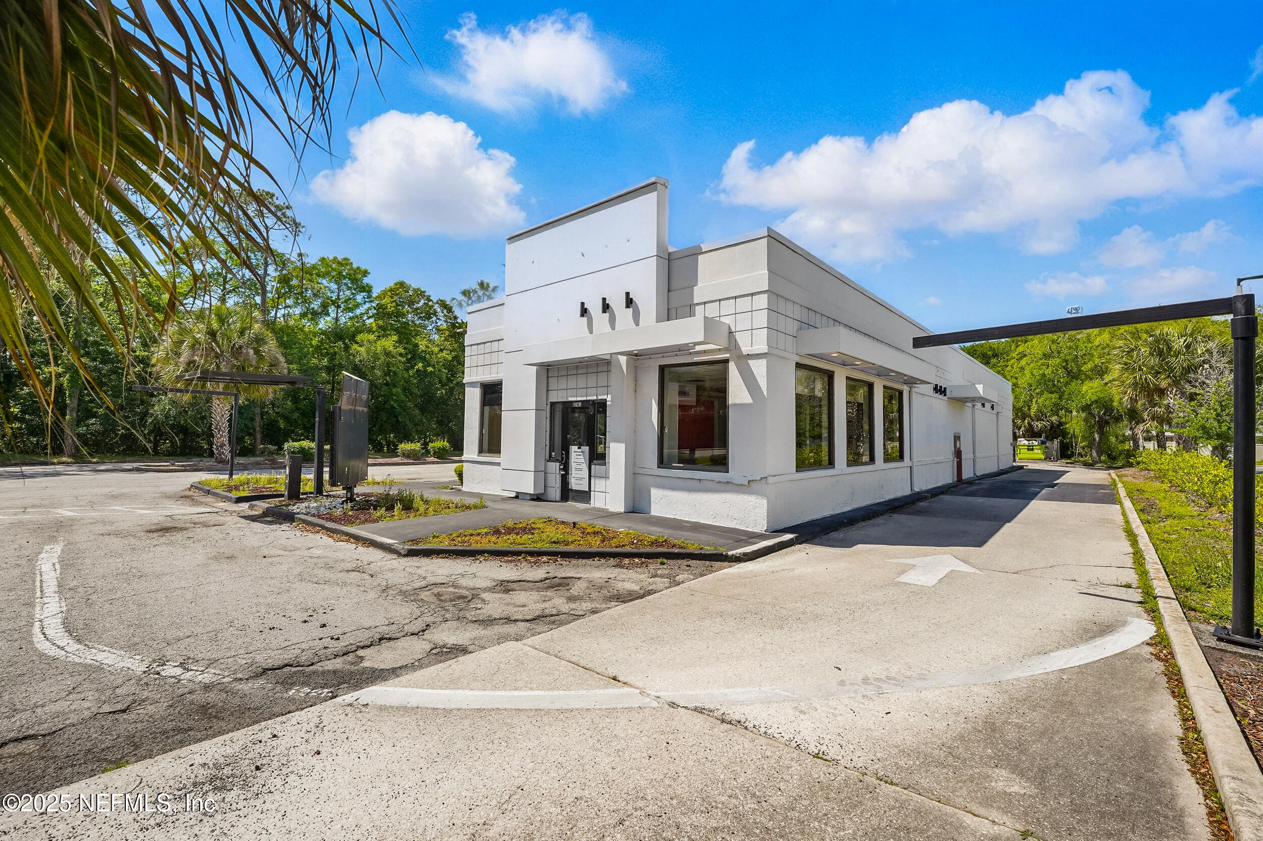 8761 BAYMEADOWS Road