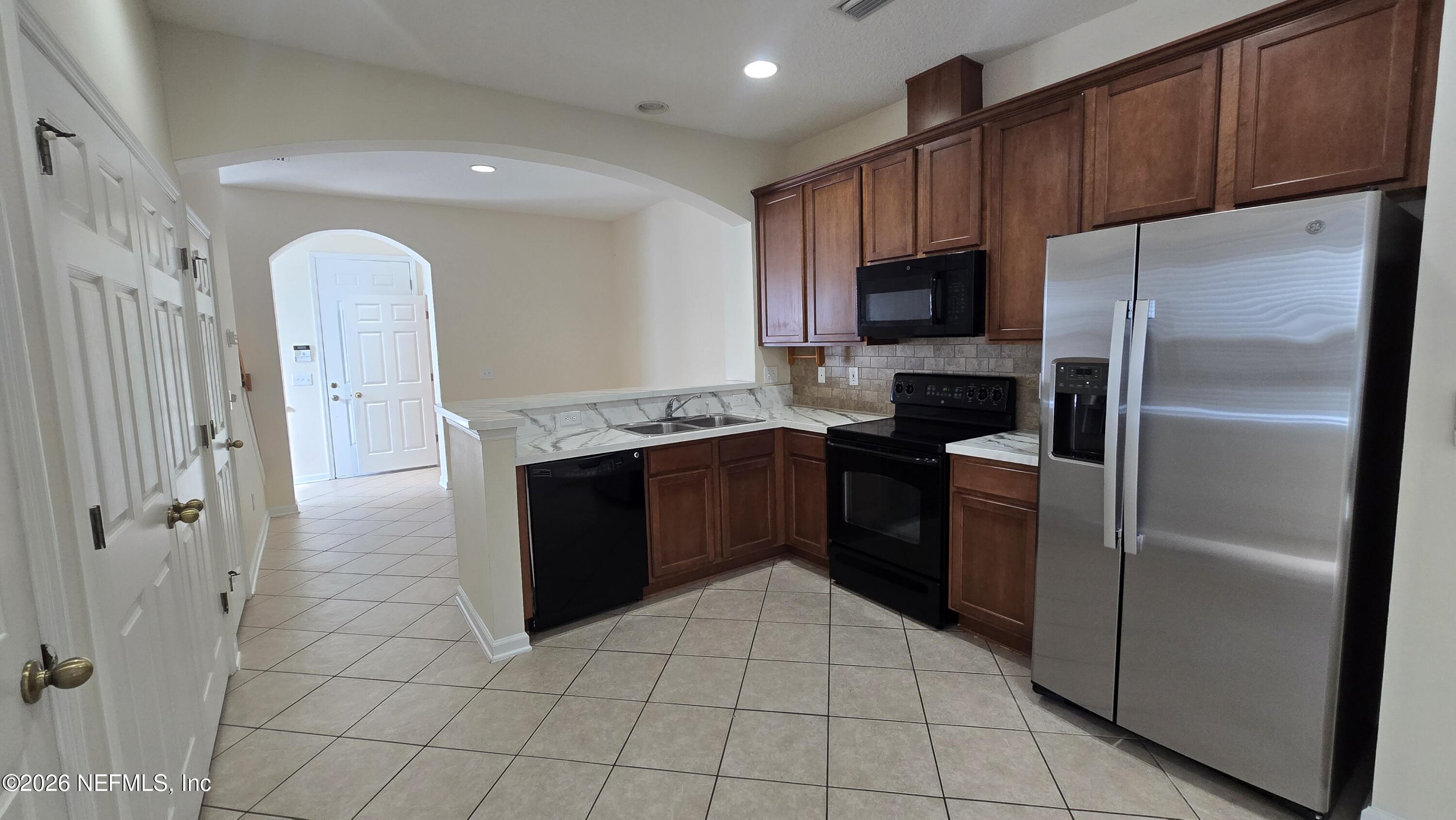 6180 HIGH TIDE Boulevard