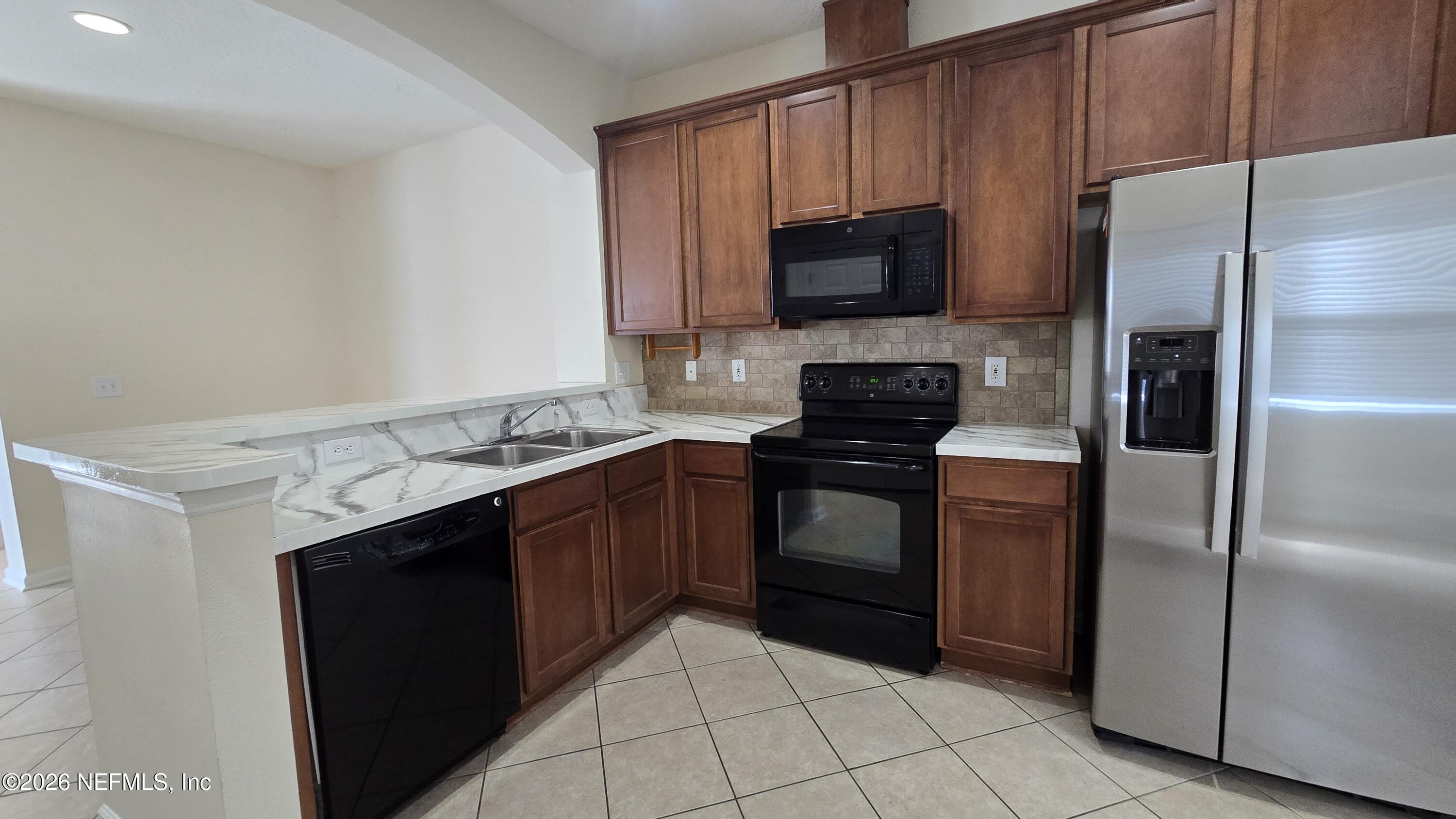 6180 HIGH TIDE Boulevard