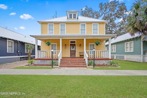 A home in Palatka