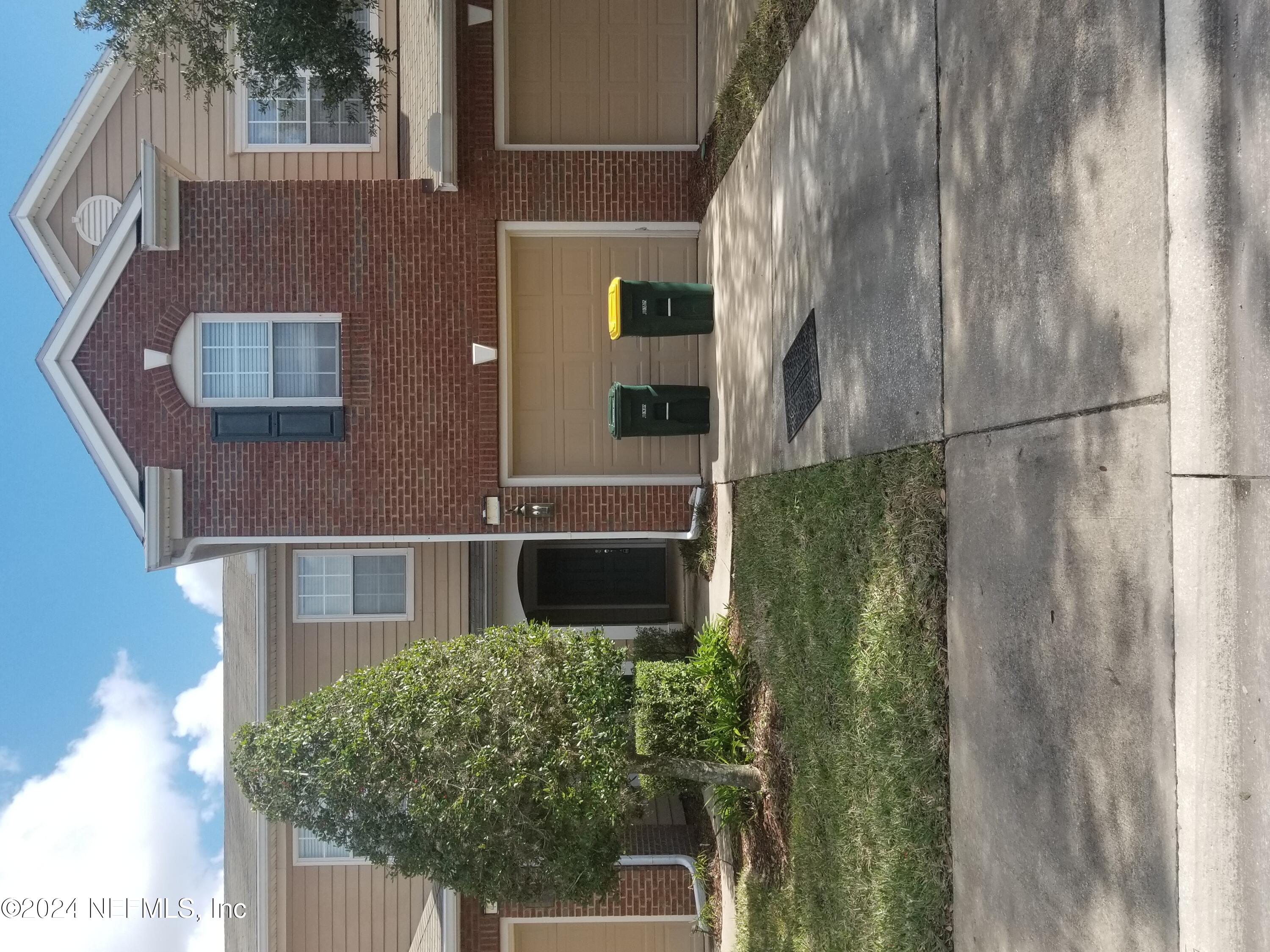 View Jacksonville, FL 32216 townhome