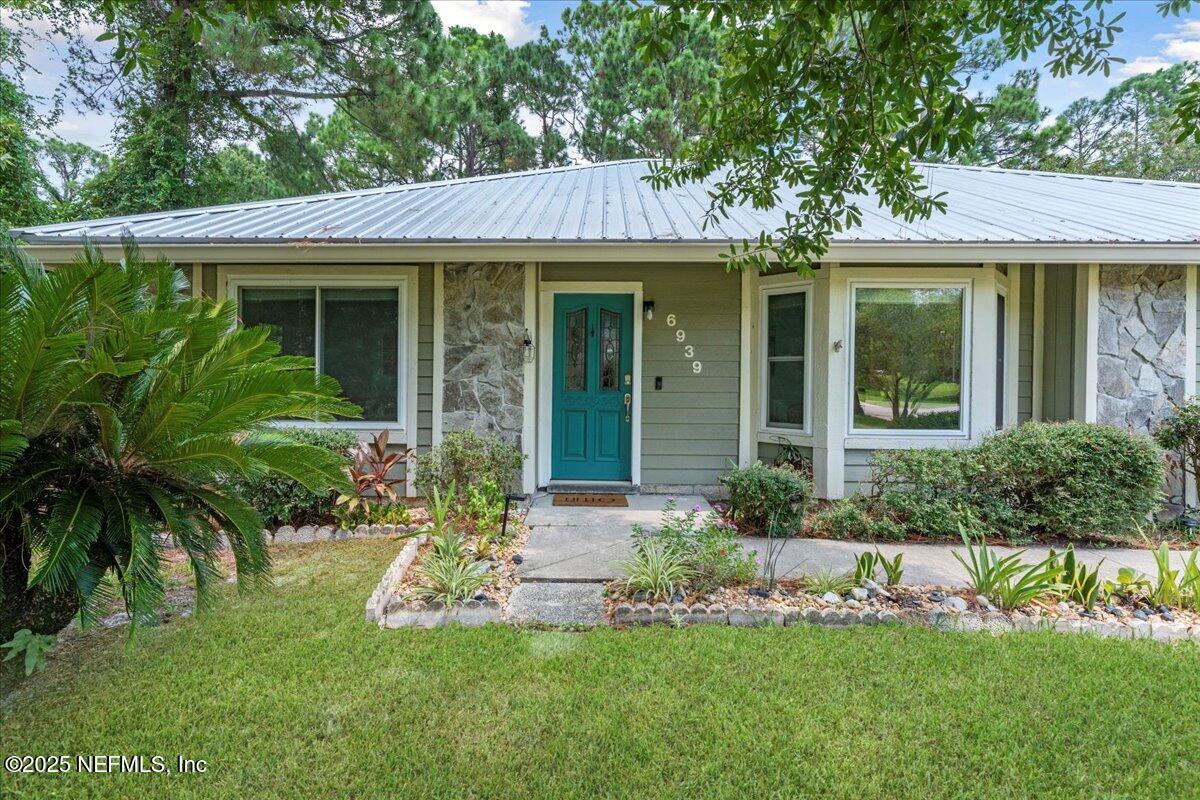 6939 SEA PLACE Avenue