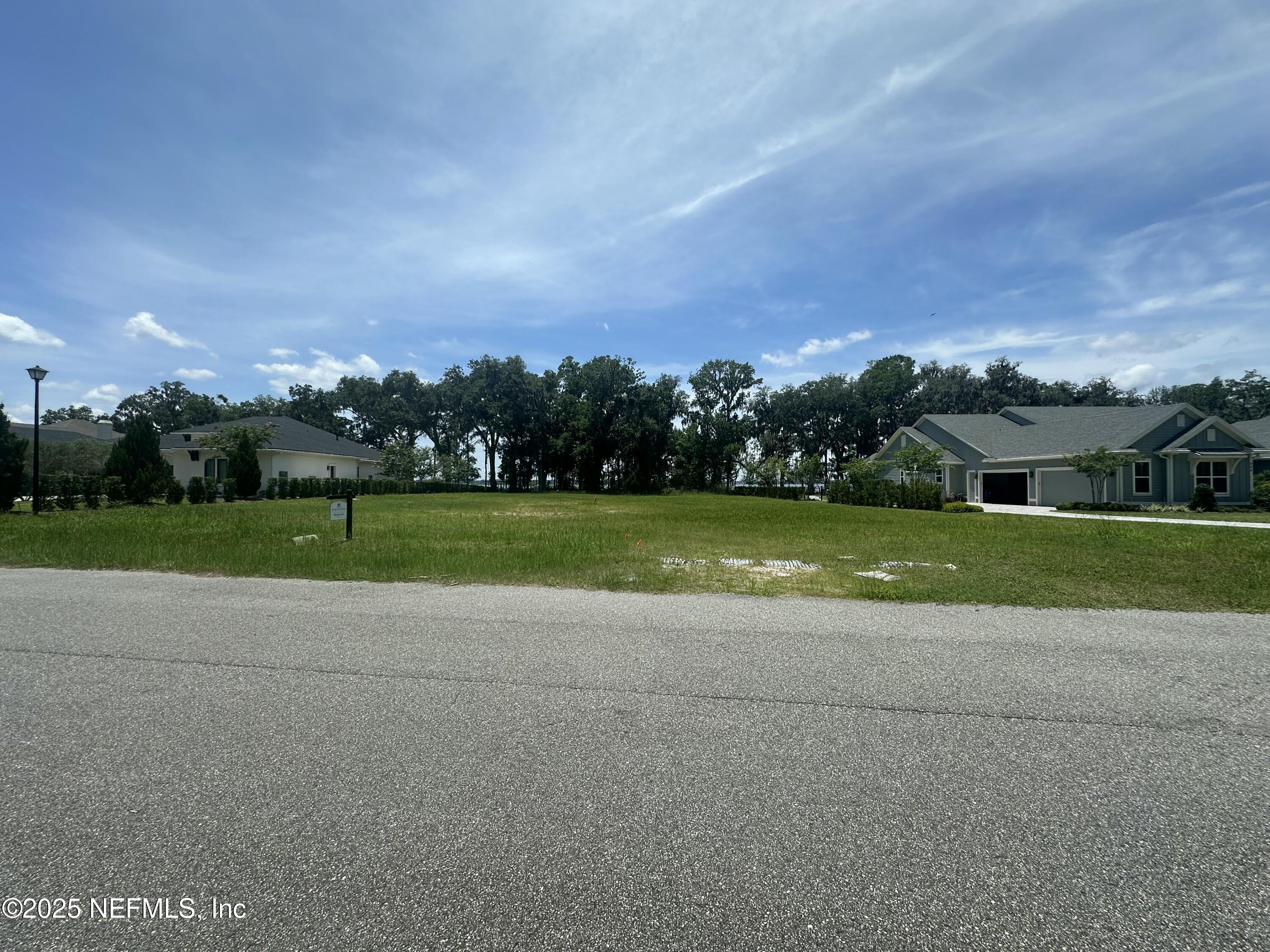 330 HALLOWES Cove