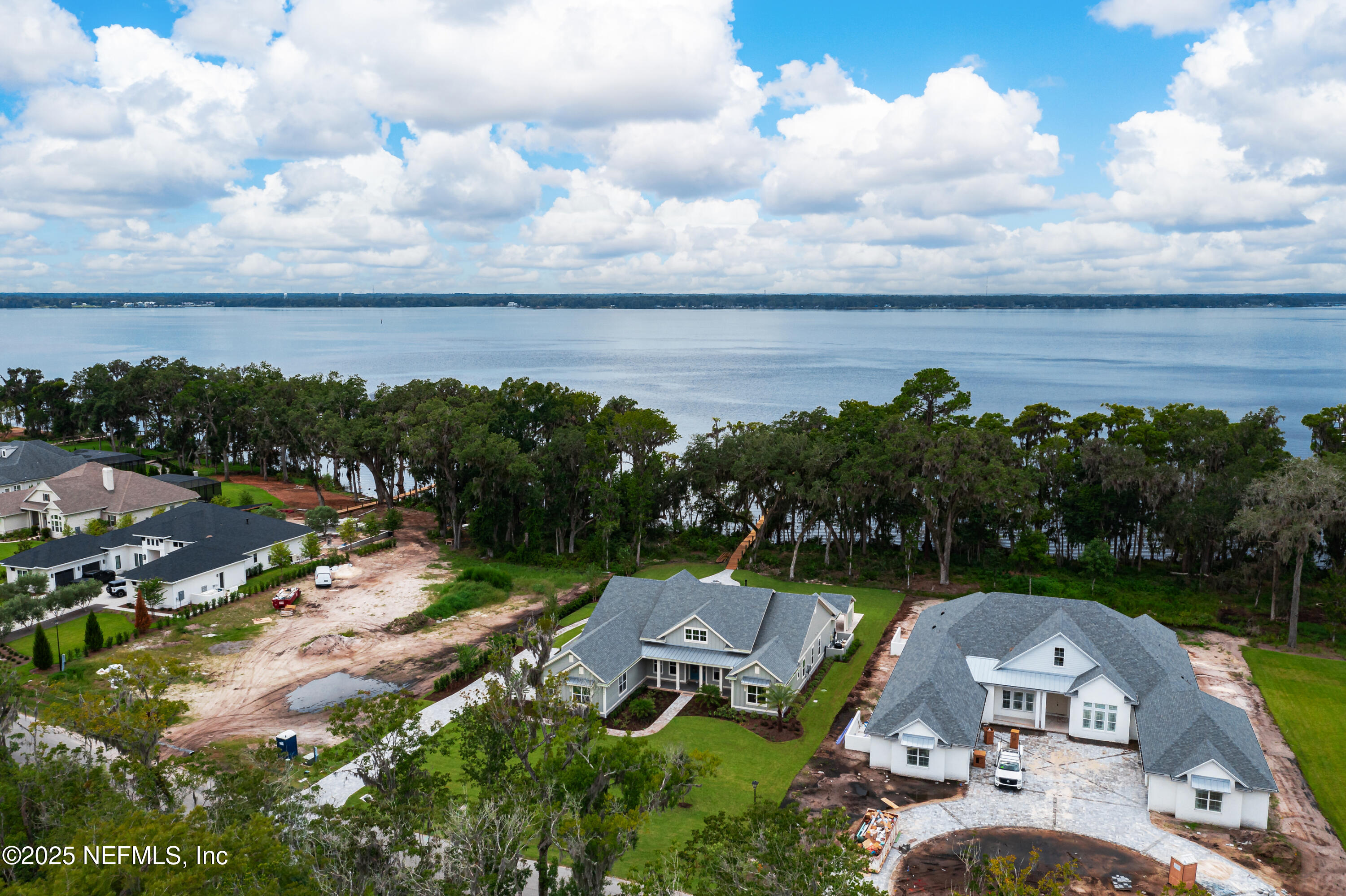 330 HALLOWES Cove