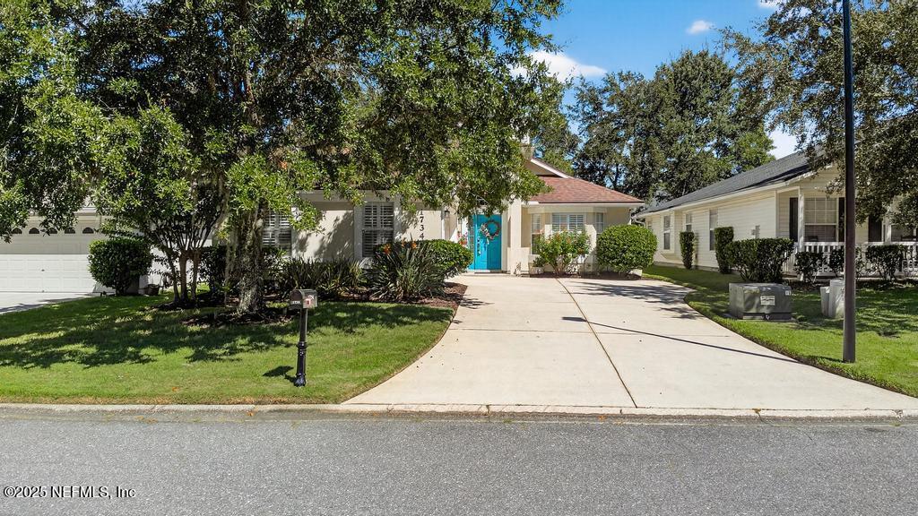 1734 MOSS CREEK Drive