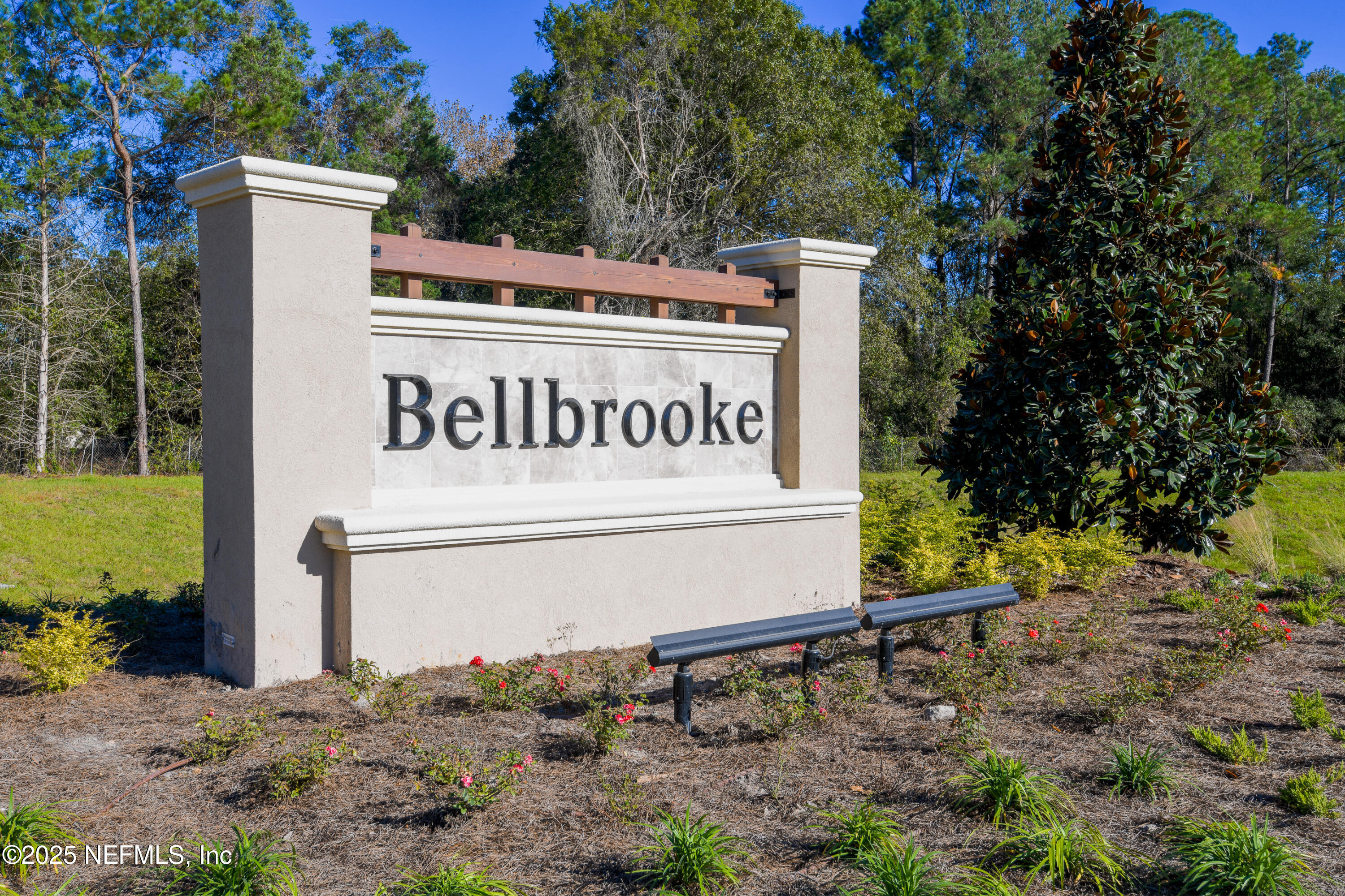 14328 CREEKBLUFF Way