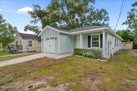 Photo of 916 WAYNE Street, Jacksonville, FL 32208 (MLS # 2163205)