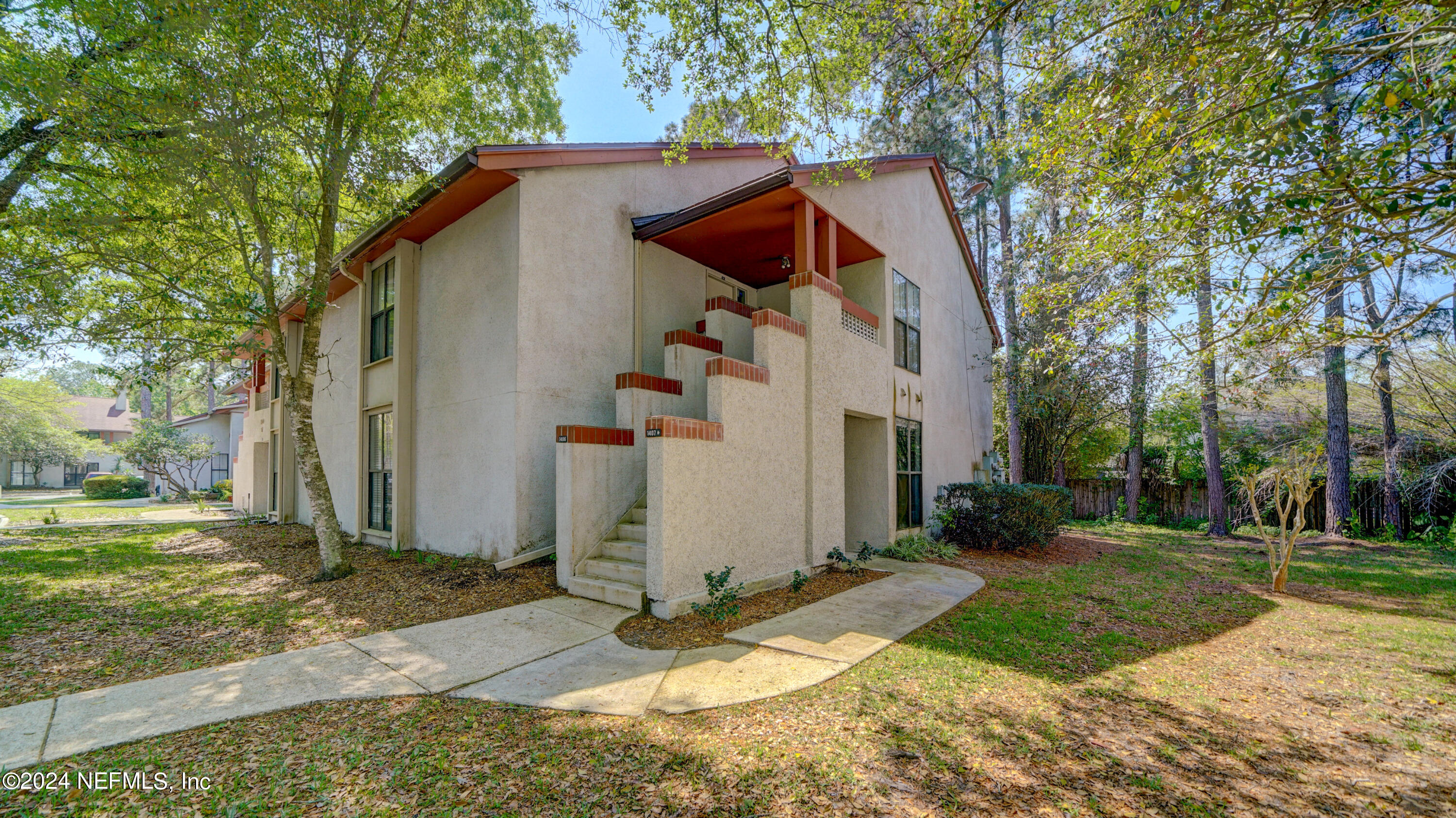 Jacksonville, FL home for sale located at 1407 Wood Hill Place Unit 1407, Jacksonville, FL 32256